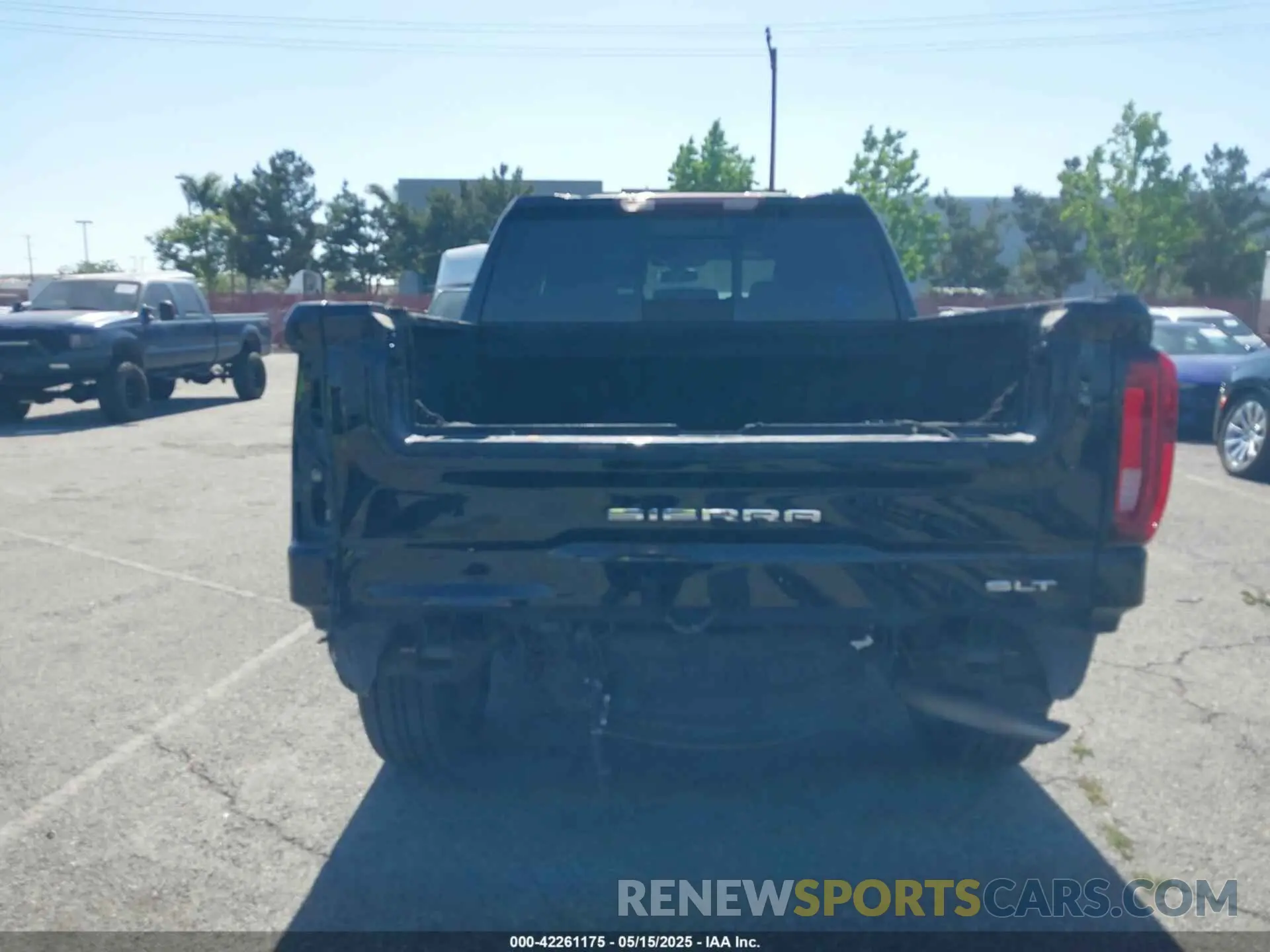 6 Photograph of a damaged car 3GTP8DEDXMG150872 GMC SIERRA 1500 2021