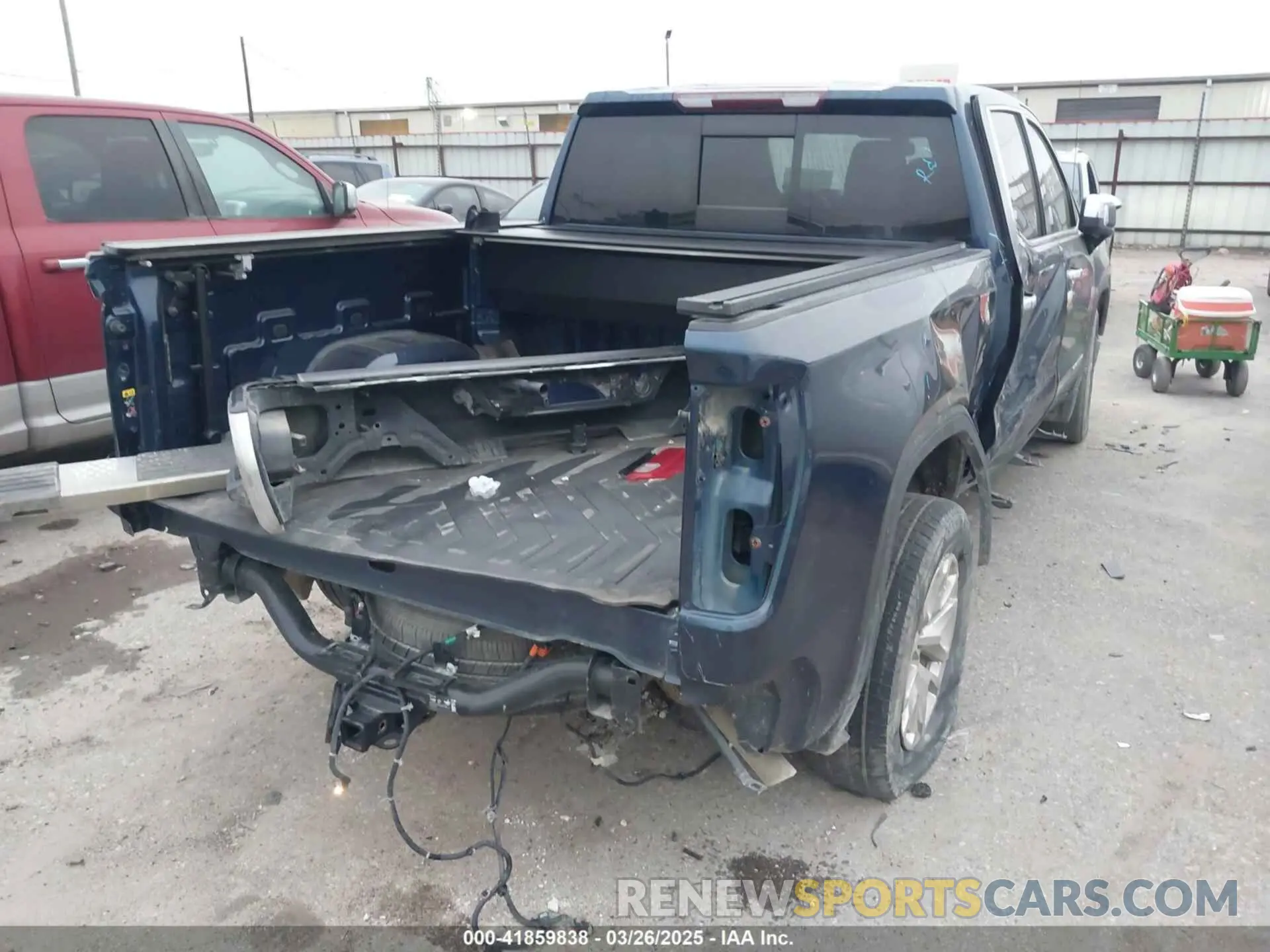 4 Photograph of a damaged car 3GTP8DEDXMG261955 GMC SIERRA 1500 2021