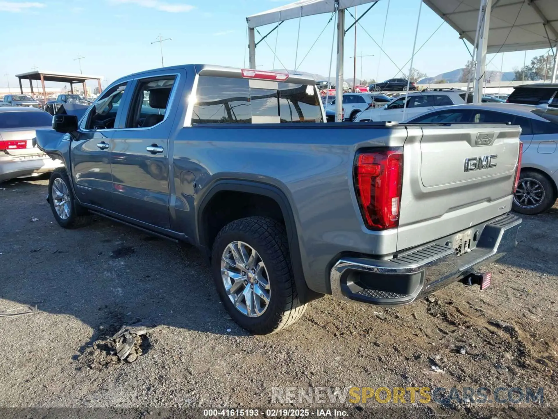 3 Photograph of a damaged car 3GTP8DET1MG382882 GMC SIERRA 1500 2021