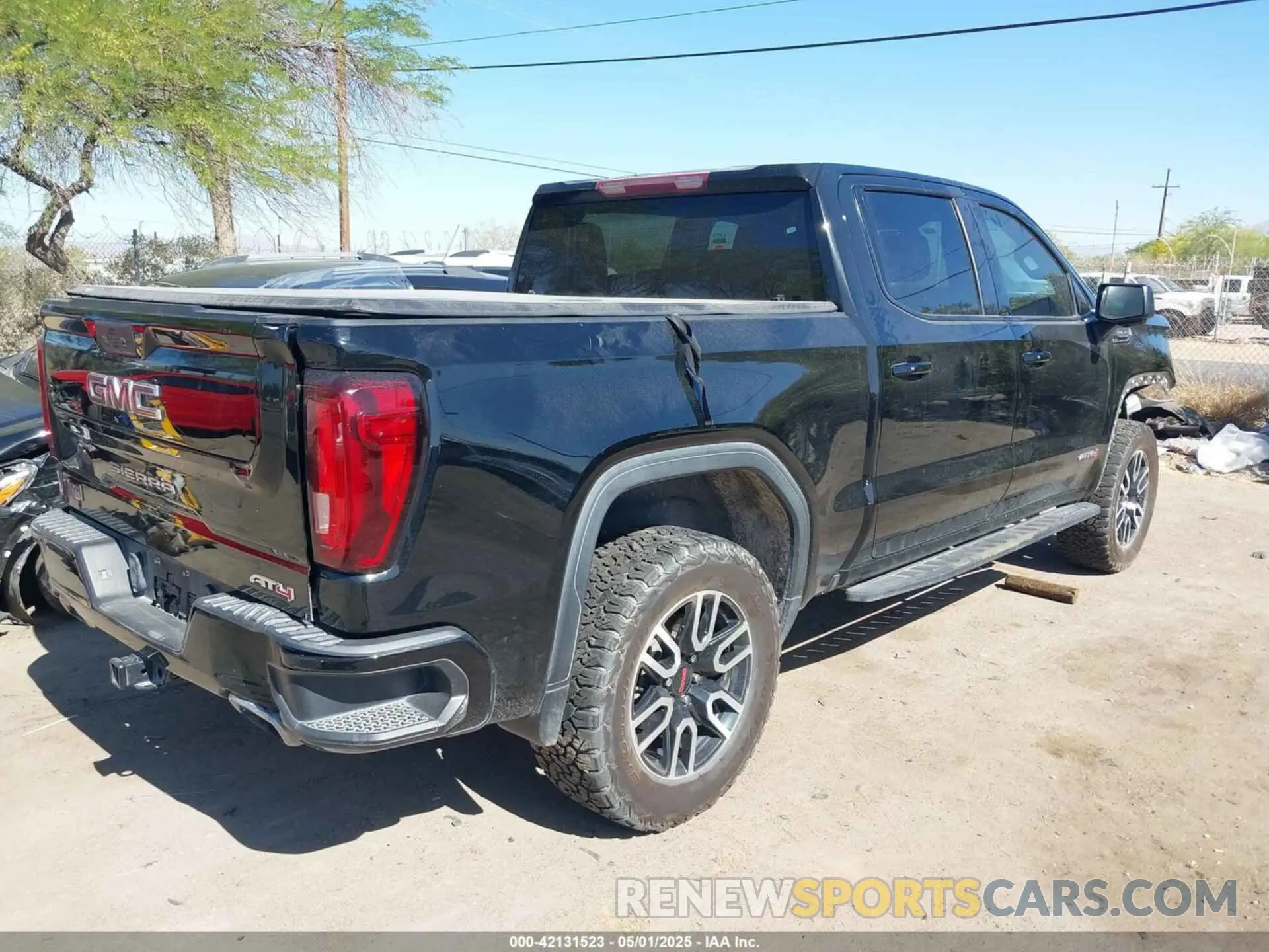 4 Photograph of a damaged car 3GTP9EED4MG390907 GMC SIERRA 1500 2021