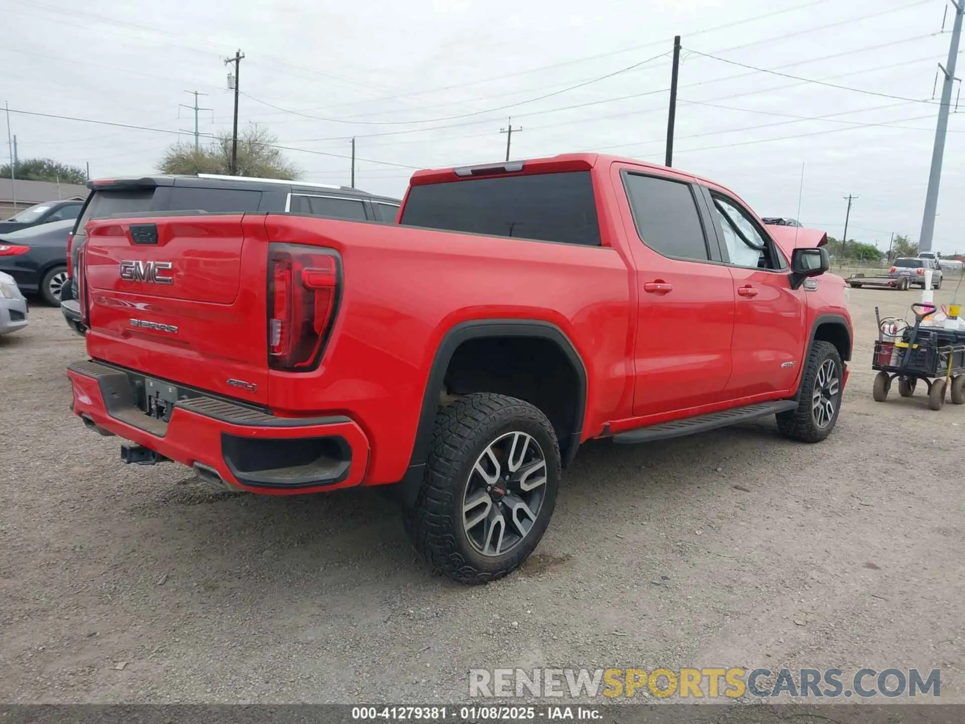 4 Photograph of a damaged car 3GTP9EEL1MG465554 GMC SIERRA 1500 2021