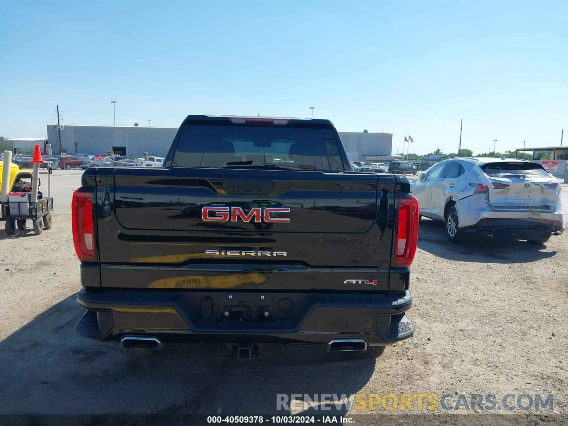 15 Photograph of a damaged car 3GTP9EEL5MG408290 GMC SIERRA 1500 2021