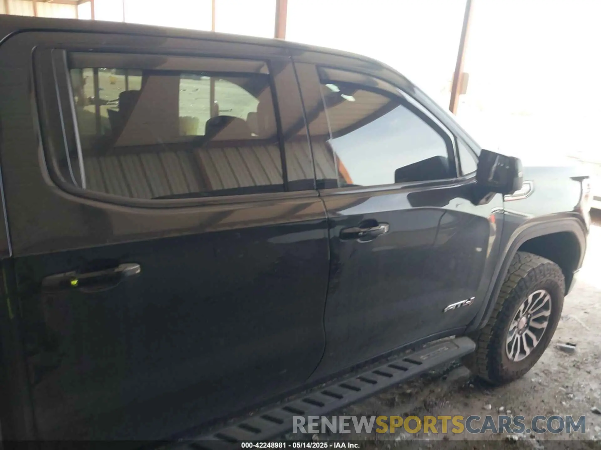 12 Photograph of a damaged car 3GTP9EEL8MG176316 GMC SIERRA 1500 2021