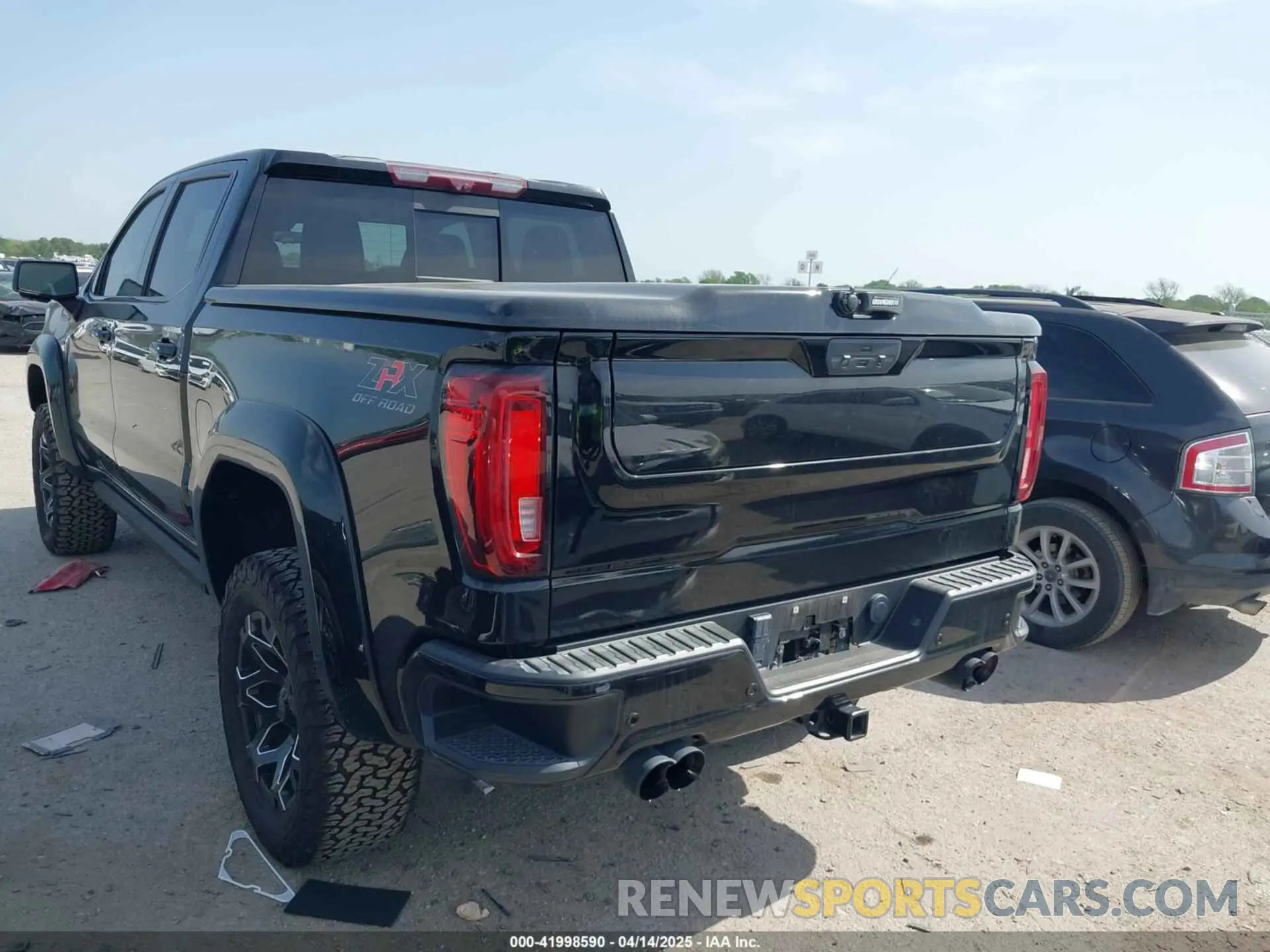 3 Photograph of a damaged car 3GTP9EEL8MG222498 GMC SIERRA 1500 2021