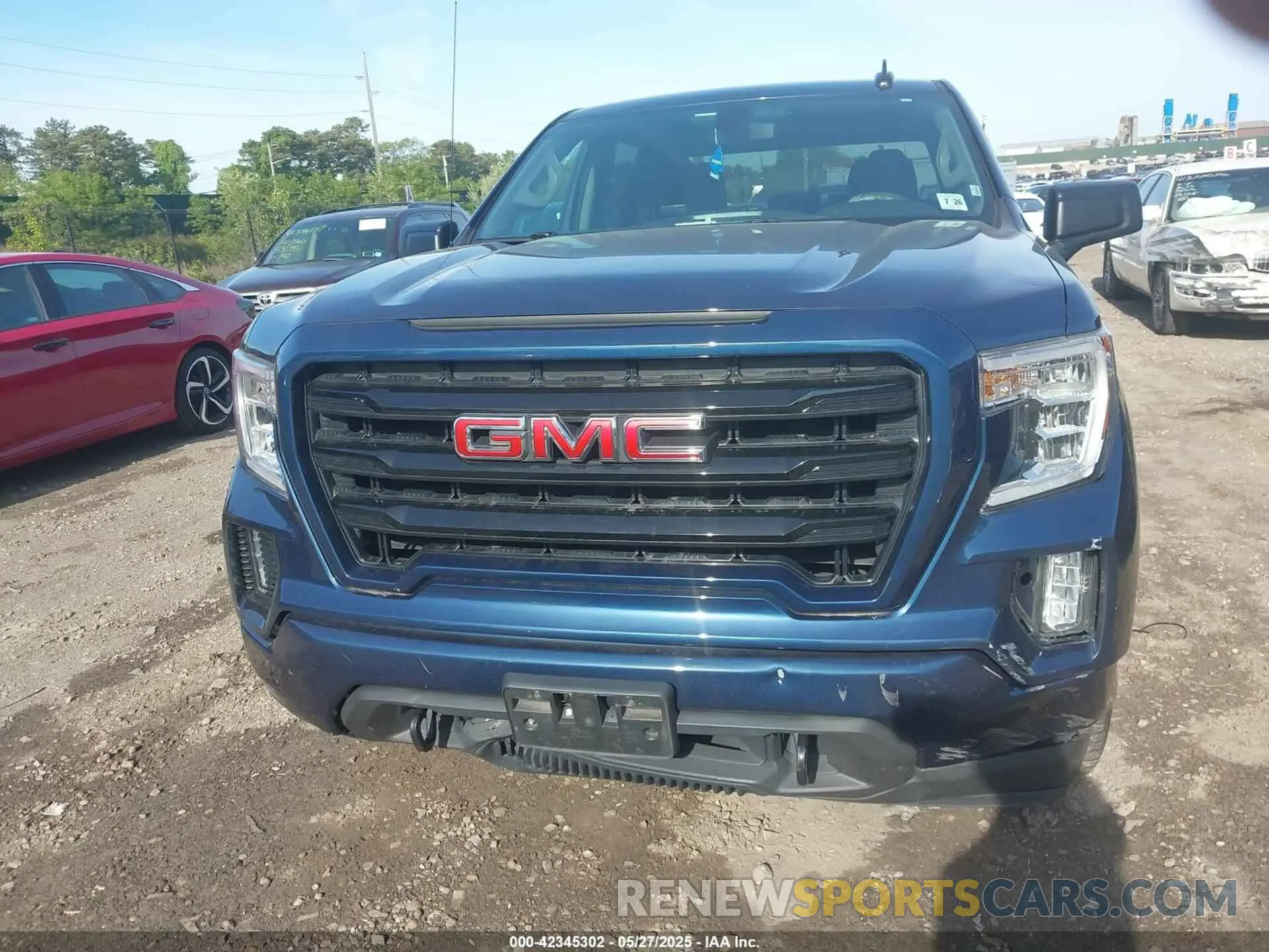 12 Photograph of a damaged car 3GTP9GEK4MG392893 GMC SIERRA 1500 2021