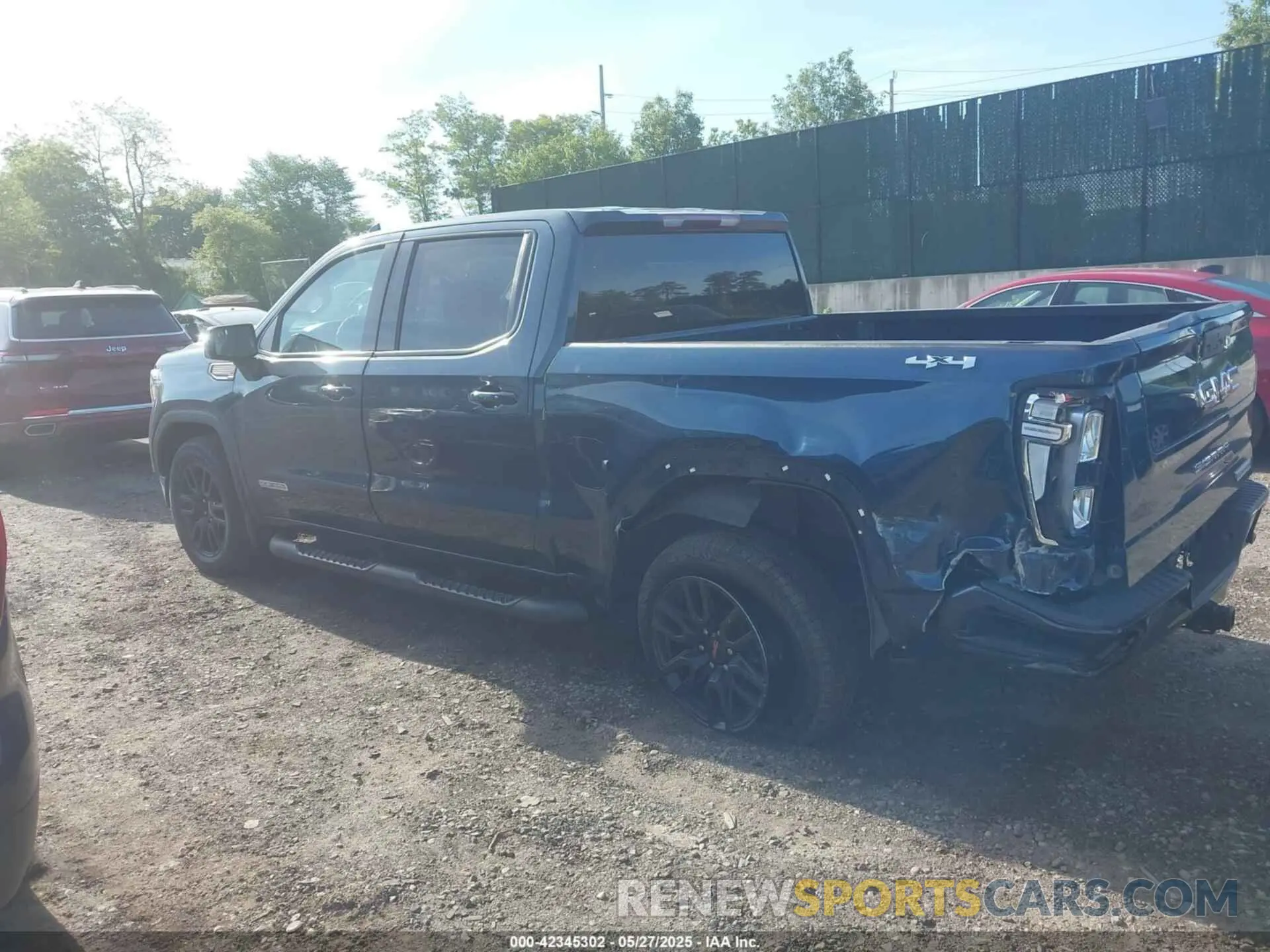 14 Photograph of a damaged car 3GTP9GEK4MG392893 GMC SIERRA 1500 2021