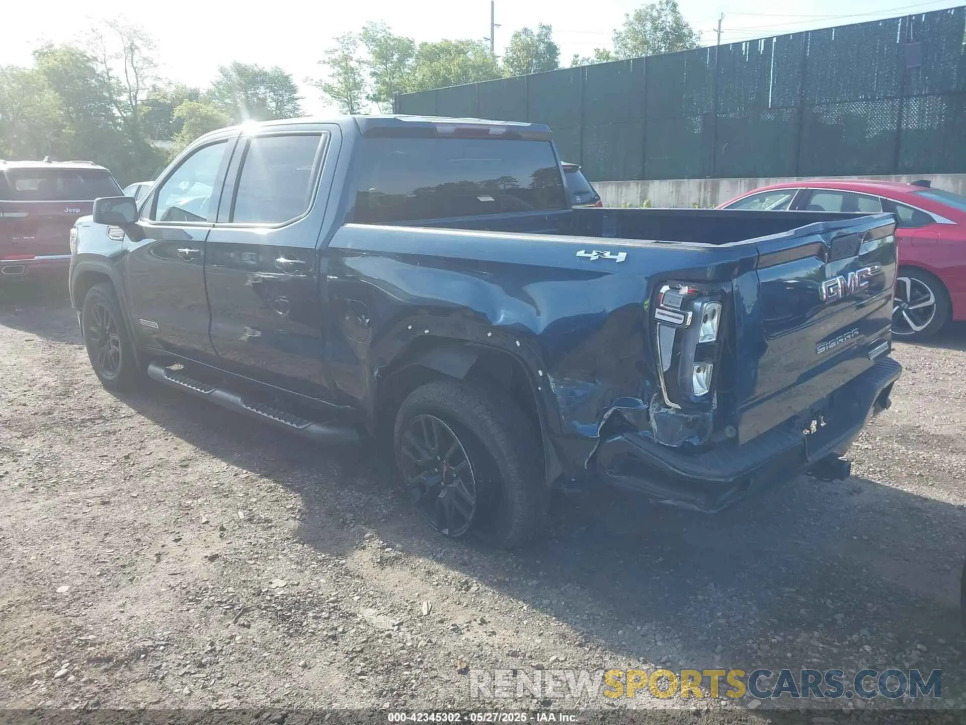 3 Photograph of a damaged car 3GTP9GEK4MG392893 GMC SIERRA 1500 2021