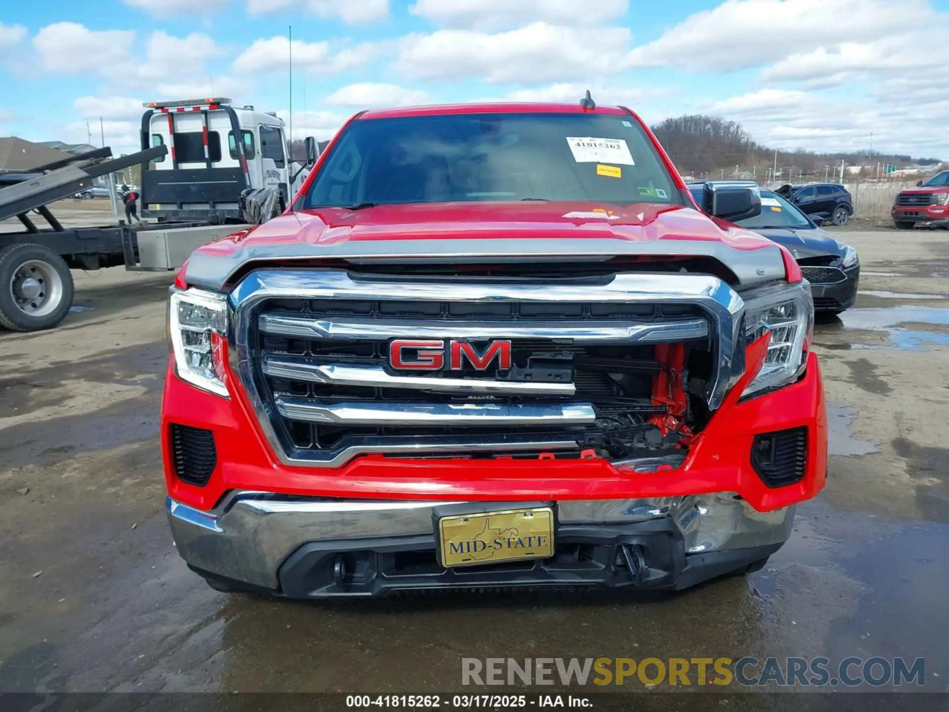 12 Photograph of a damaged car 3GTU9BET6MG268316 GMC SIERRA 1500 2021