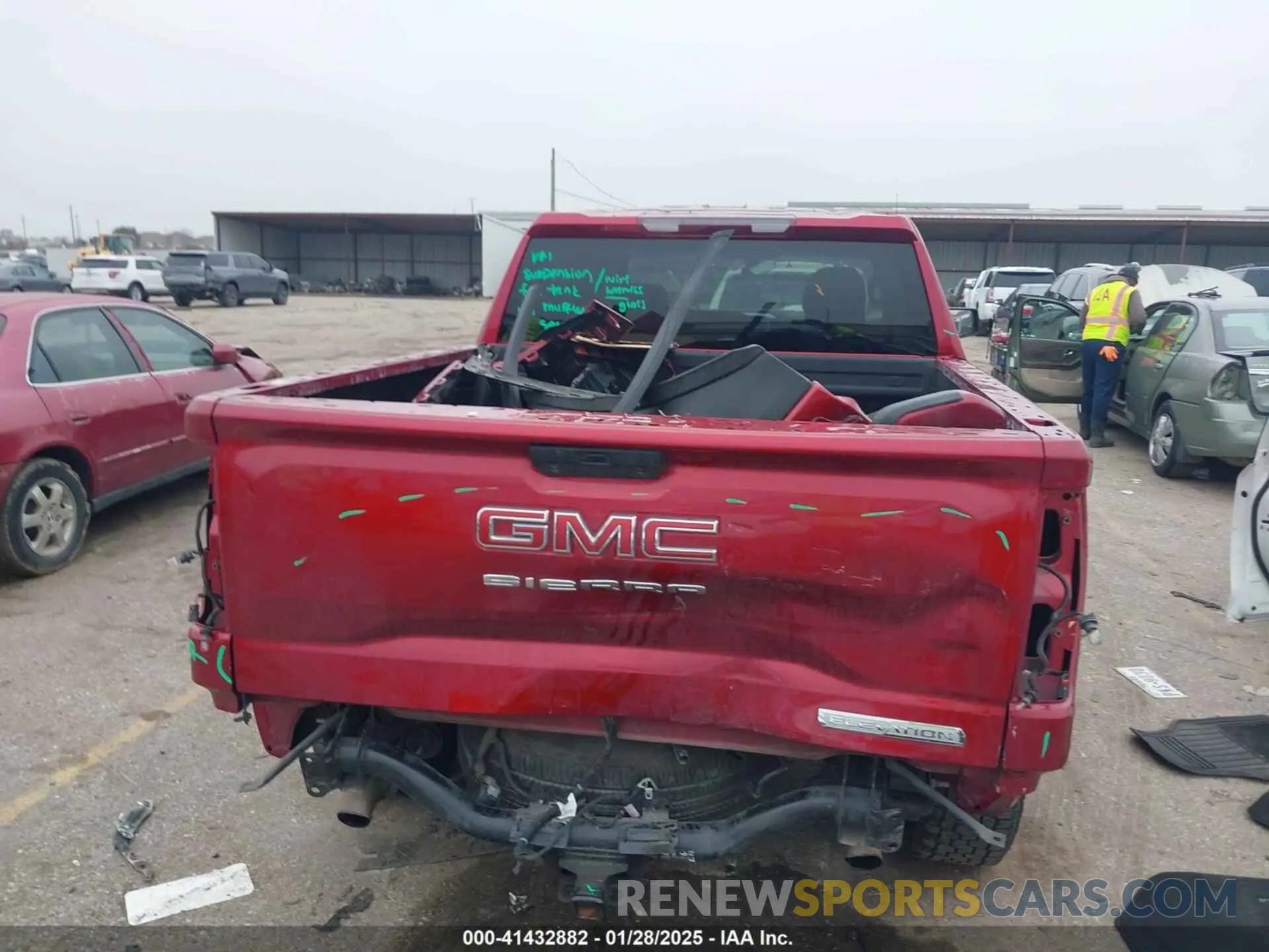 16 Photograph of a damaged car 3GTU9CED2MG198988 GMC SIERRA 1500 2021