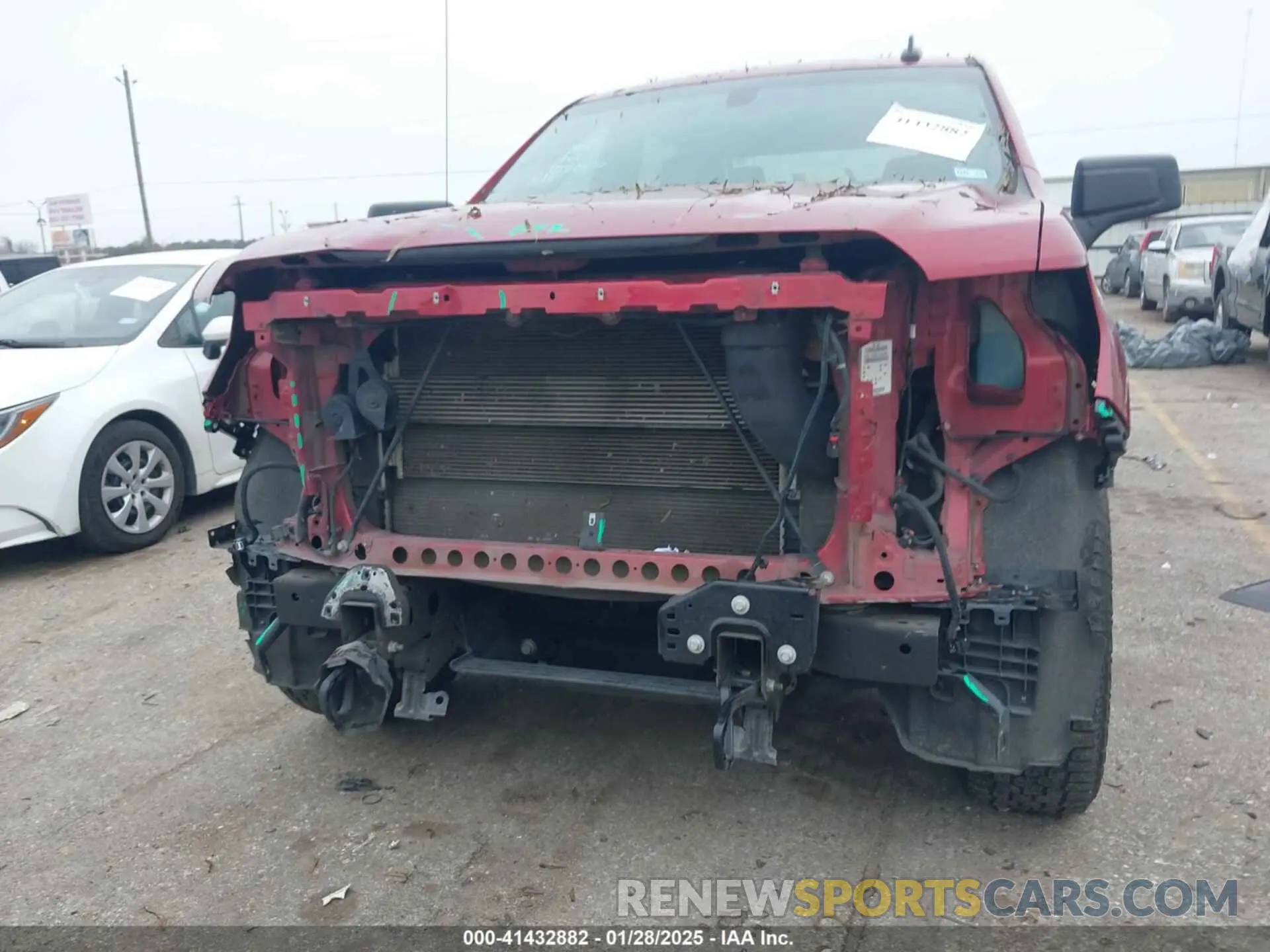 6 Photograph of a damaged car 3GTU9CED2MG198988 GMC SIERRA 1500 2021