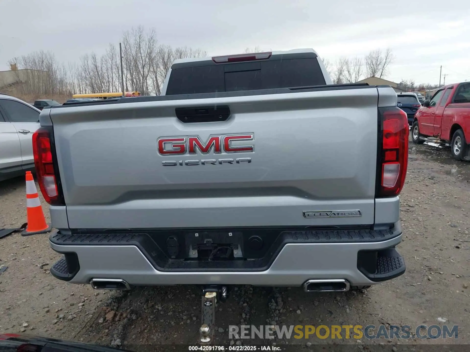16 Photograph of a damaged car 3GTU9CED7MG229264 GMC SIERRA 1500 2021