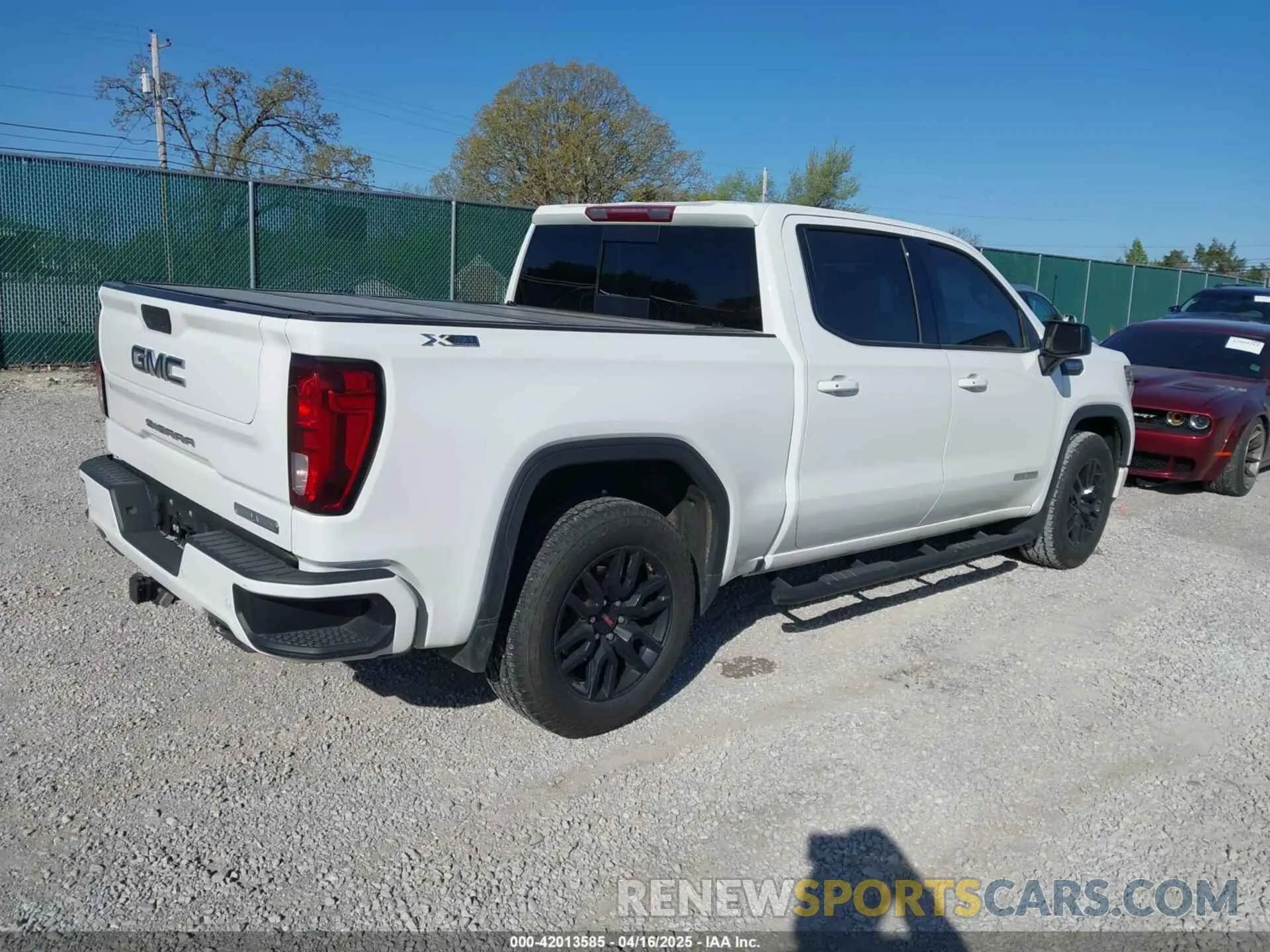 4 Photograph of a damaged car 3GTU9CED7MG289092 GMC SIERRA 1500 2021