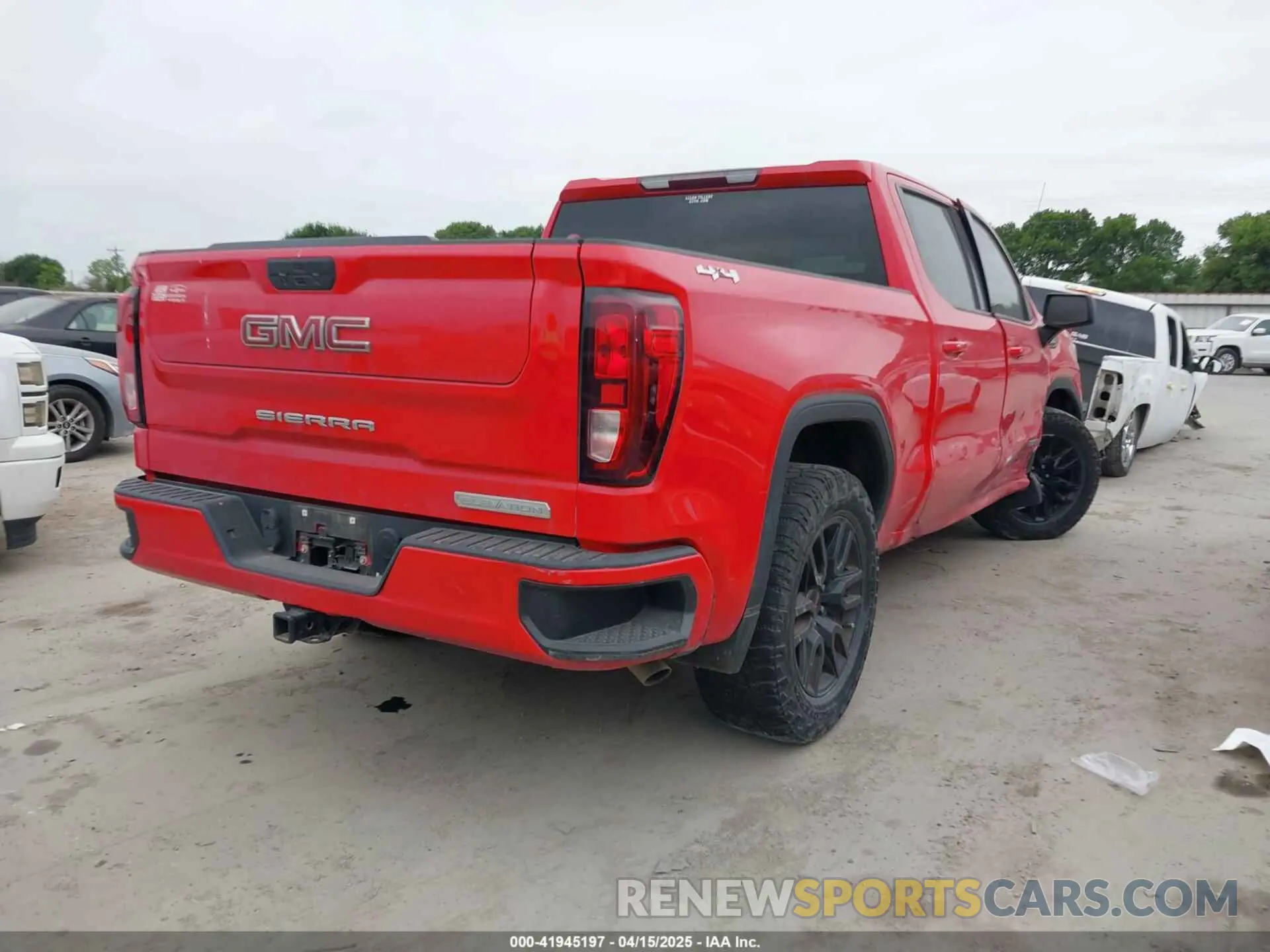 4 Photograph of a damaged car 3GTU9CET6MG276776 GMC SIERRA 1500 2021