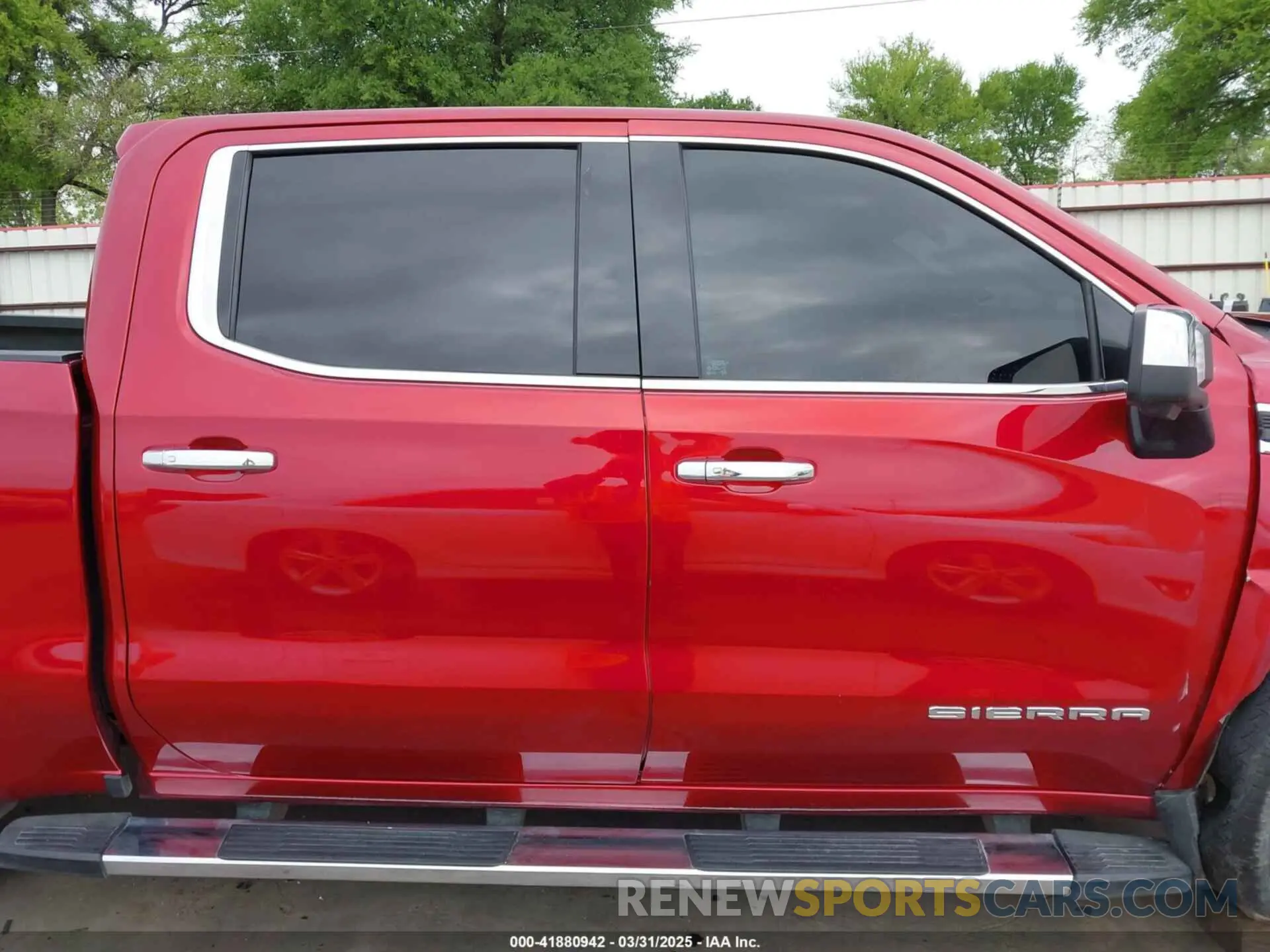 14 Photograph of a damaged car 3GTU9DED2MG153183 GMC SIERRA 1500 2021