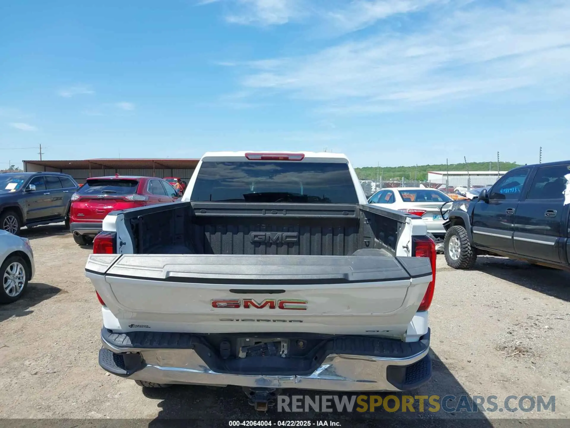 16 Photograph of a damaged car 3GTU9DED2MG461700 GMC SIERRA 1500 2021