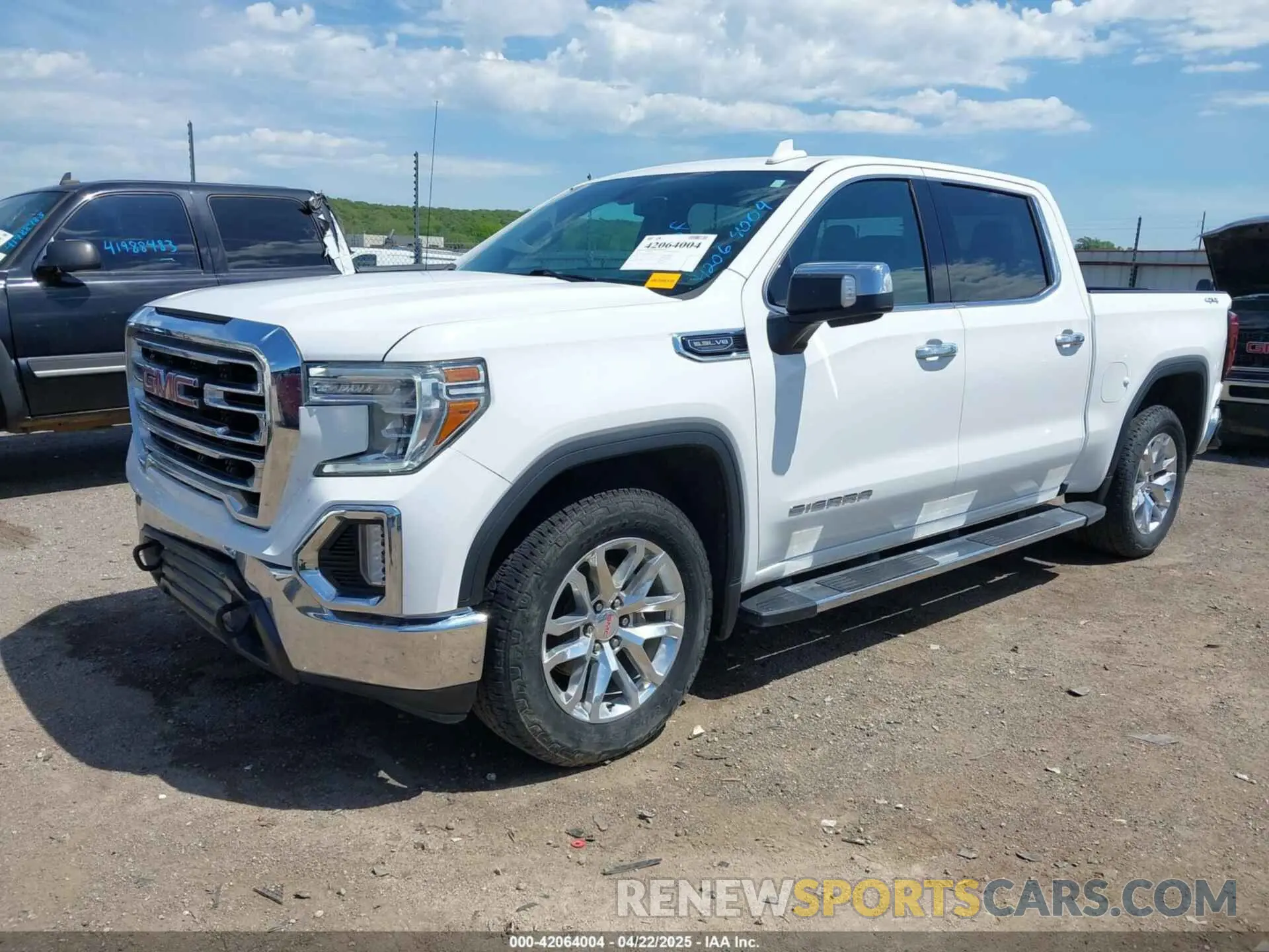 2 Photograph of a damaged car 3GTU9DED2MG461700 GMC SIERRA 1500 2021