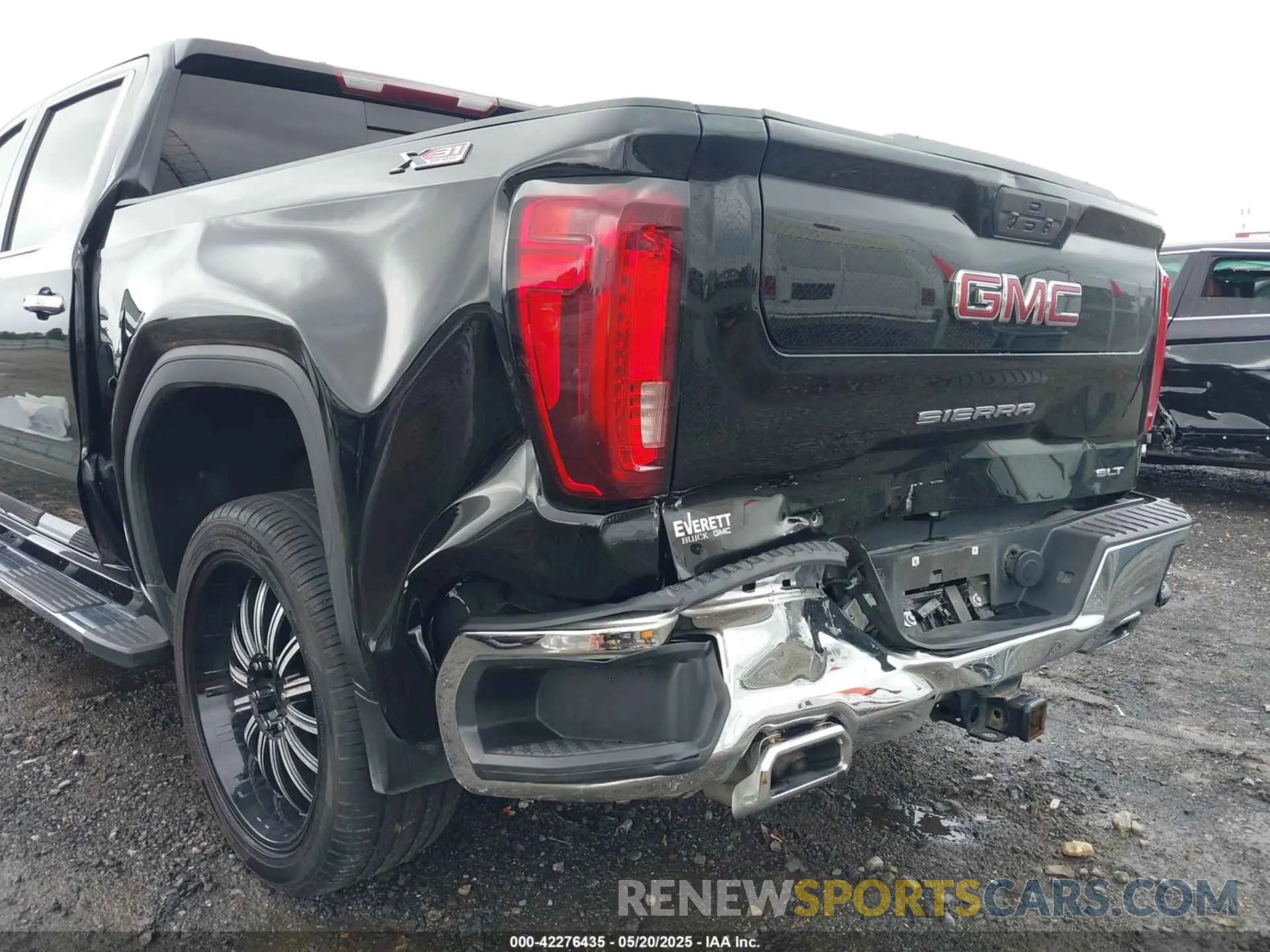 6 Photograph of a damaged car 3GTU9DED4MG474819 GMC SIERRA 1500 2021