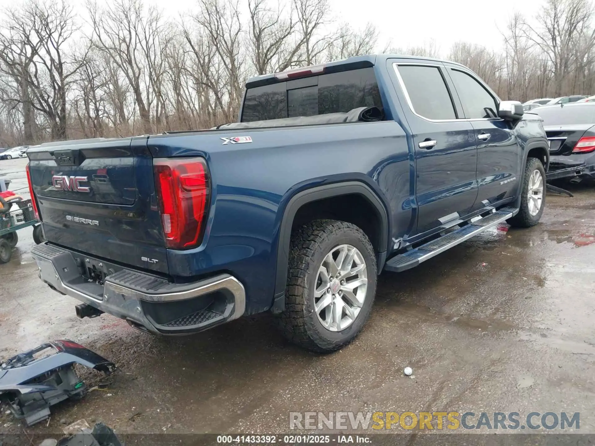 4 Photograph of a damaged car 3GTU9DEL0MG262362 GMC SIERRA 1500 2021