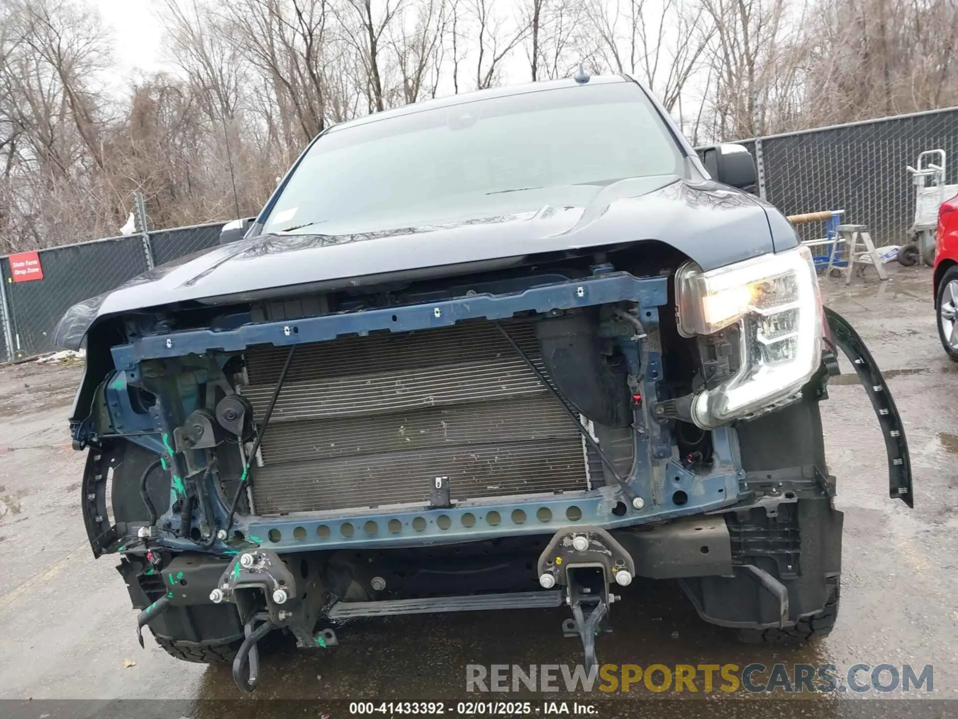 6 Photograph of a damaged car 3GTU9DEL0MG262362 GMC SIERRA 1500 2021