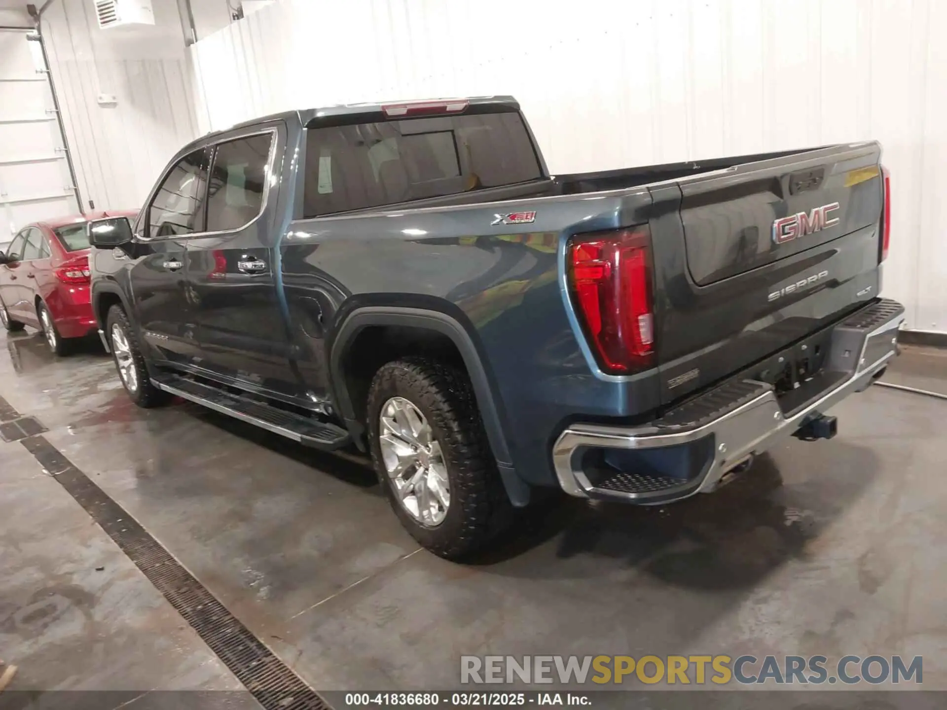 3 Photograph of a damaged car 3GTU9DEL5MG183415 GMC SIERRA 1500 2021
