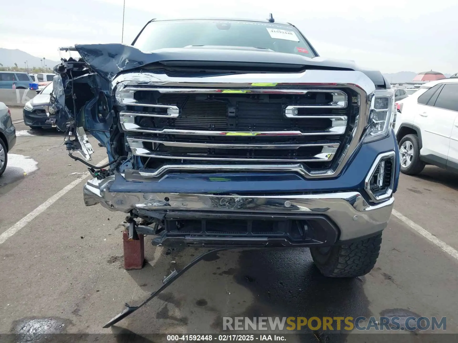13 Photograph of a damaged car 3GTU9DET3MG159033 GMC SIERRA 1500 2021
