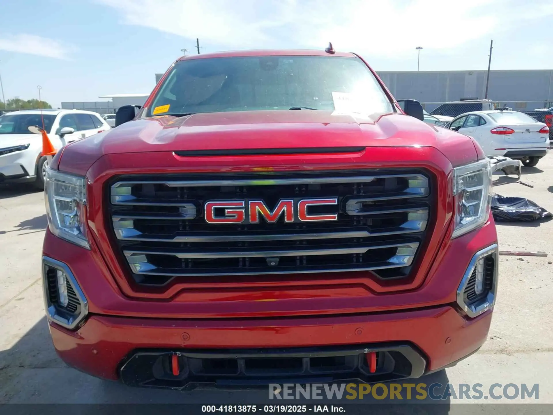 11 Photograph of a damaged car 3GTU9EET2MG311910 GMC SIERRA 1500 2021