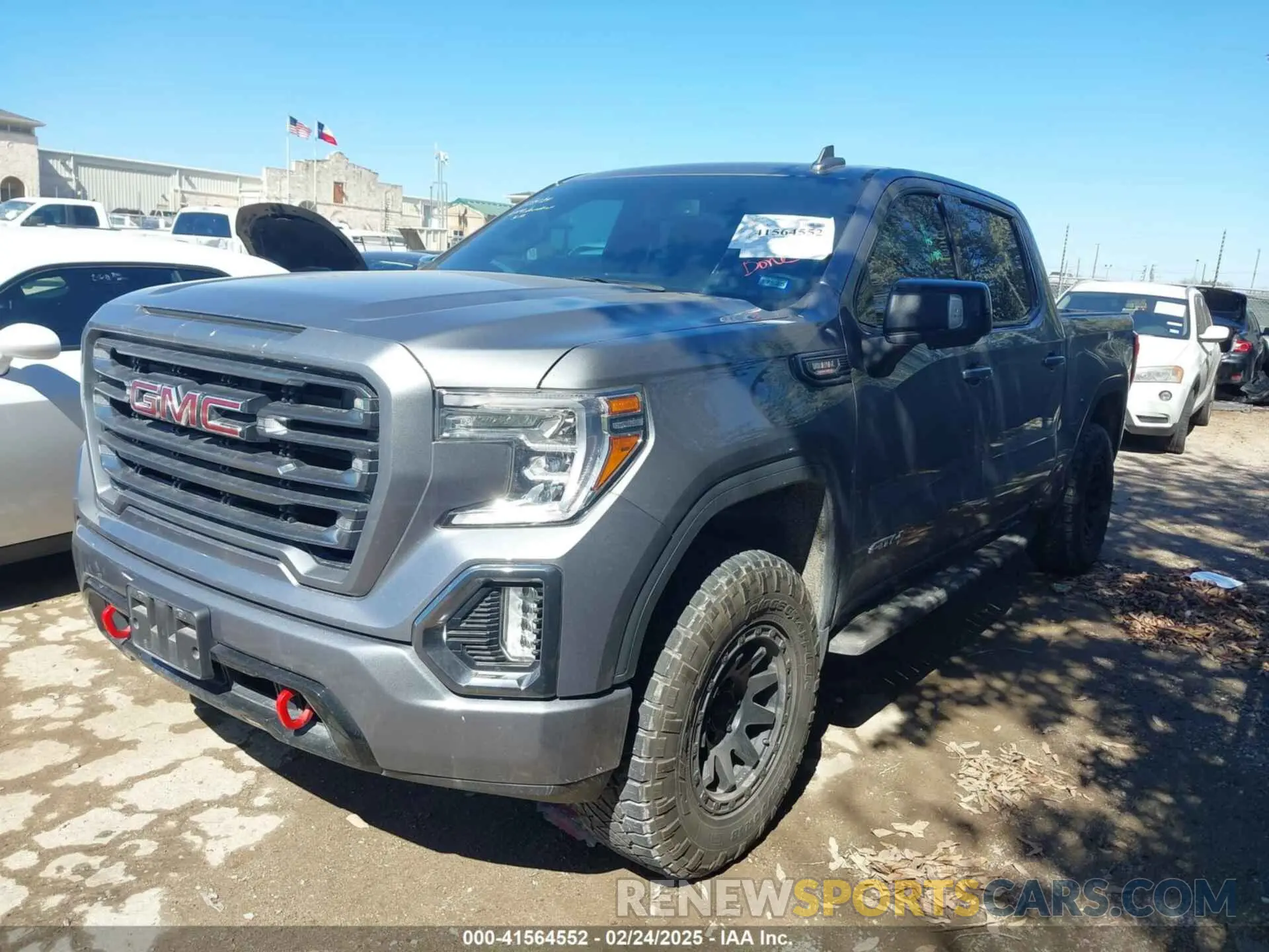 2 Photograph of a damaged car 3GTU9EET9MG410661 GMC SIERRA 1500 2021