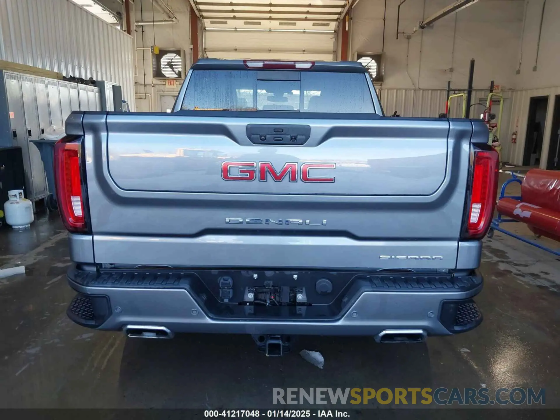 17 Photograph of a damaged car 3GTU9FED2MG455522 GMC SIERRA 1500 2021