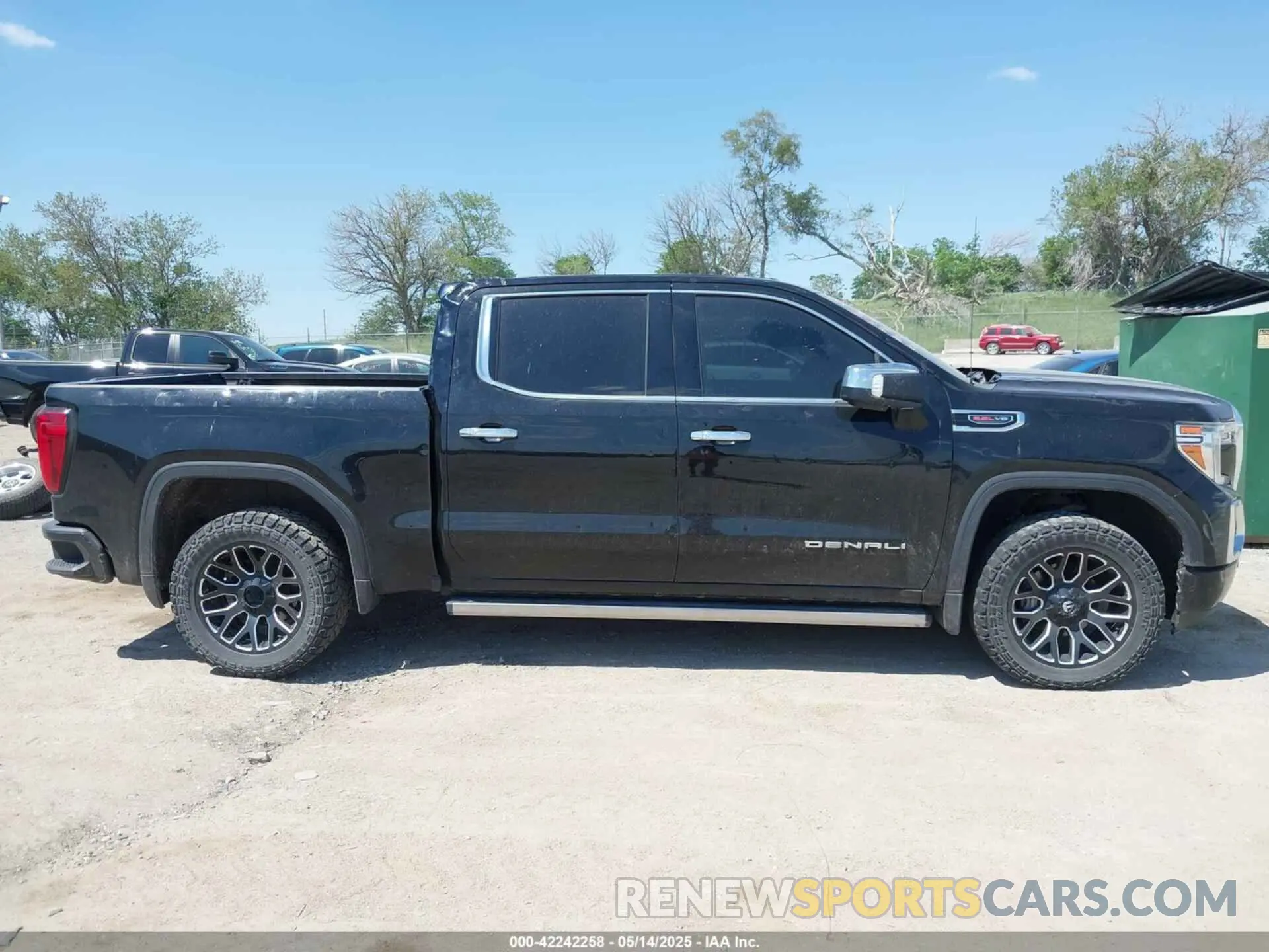 13 Photograph of a damaged car 3GTU9FEL2MG103368 GMC SIERRA 1500 2021