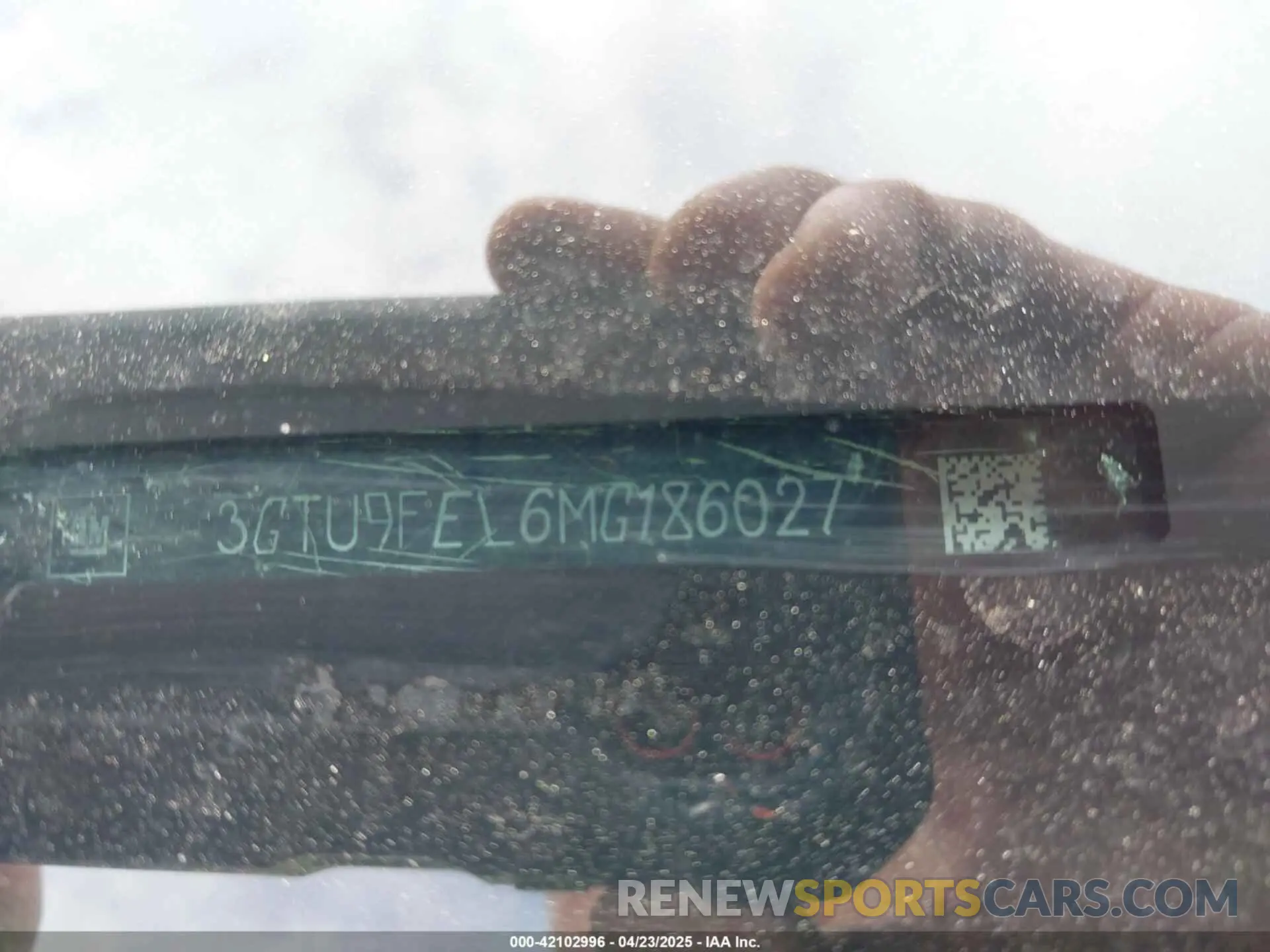 9 Photograph of a damaged car 3GTU9FEL6MG186027 GMC SIERRA 1500 2021