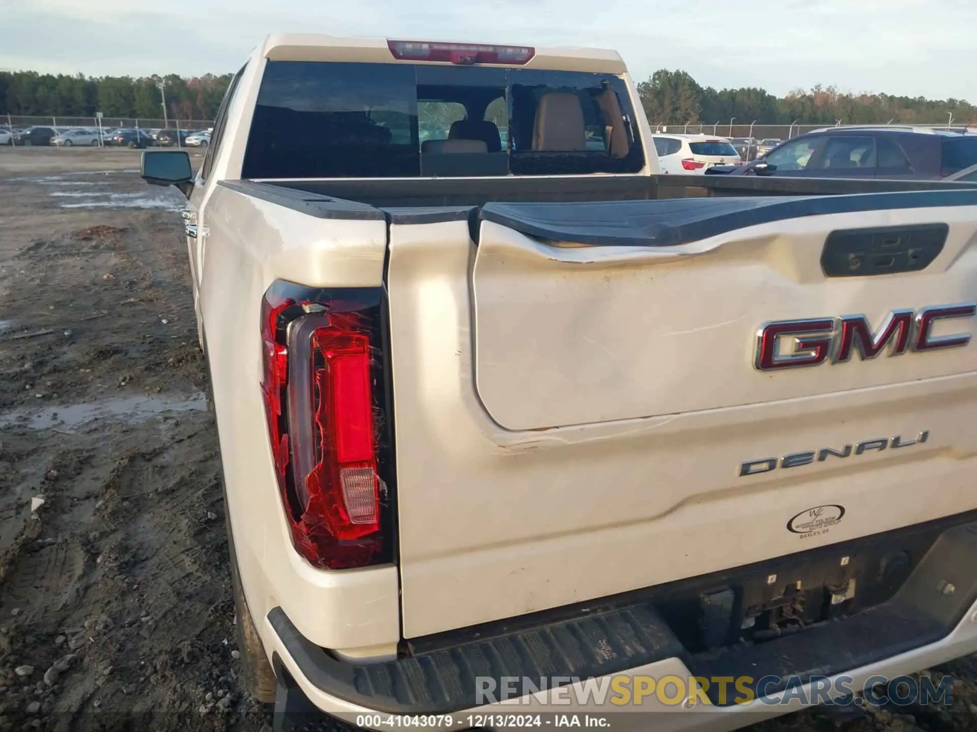 6 Photograph of a damaged car 3GTU9FET7MG349011 GMC SIERRA 1500 2021