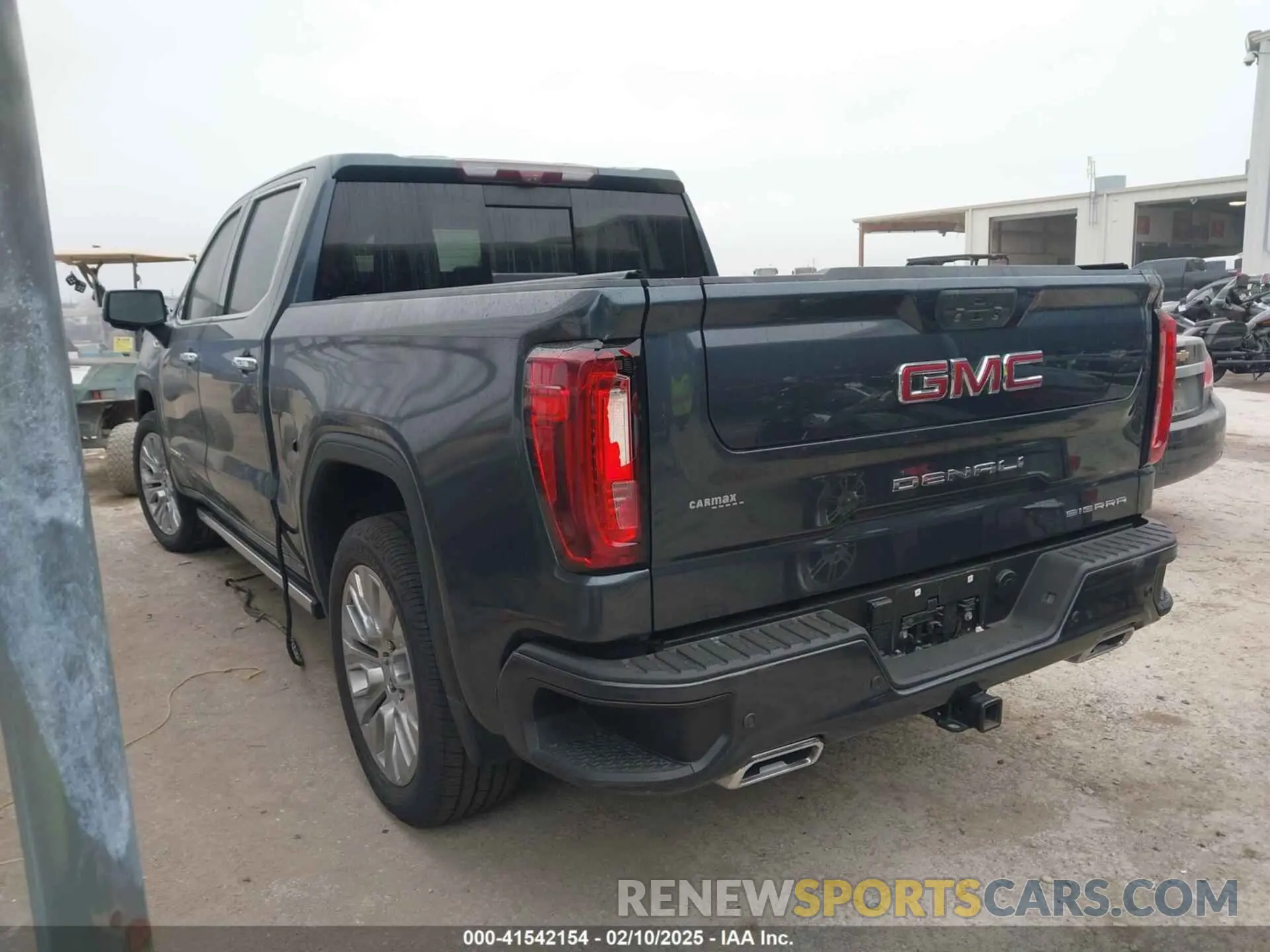 3 Photograph of a damaged car 3GTU9FET9MG181517 GMC SIERRA 1500 2021