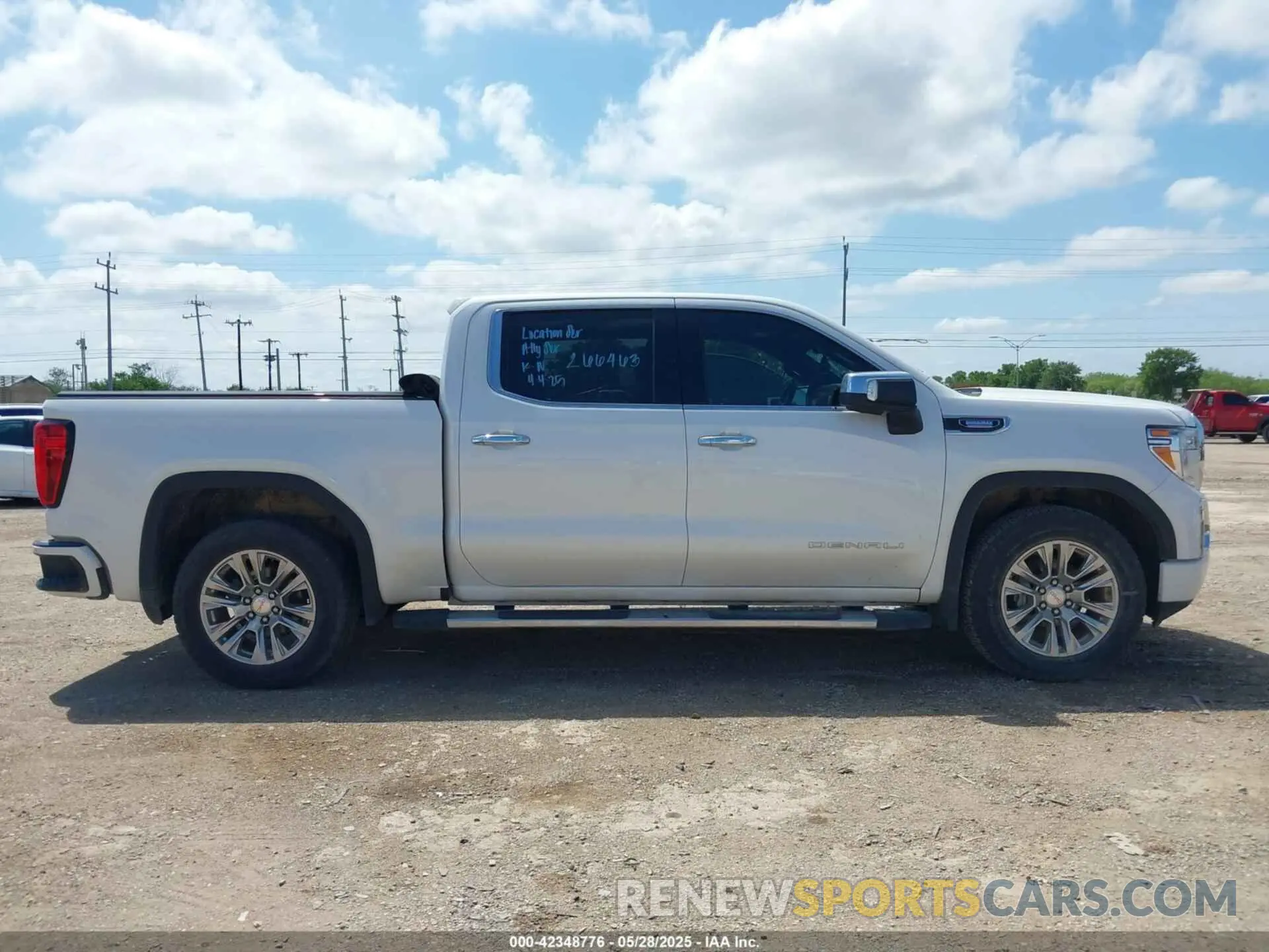 12 Photograph of a damaged car 3GTU9FETXMG266463 GMC SIERRA 1500 2021