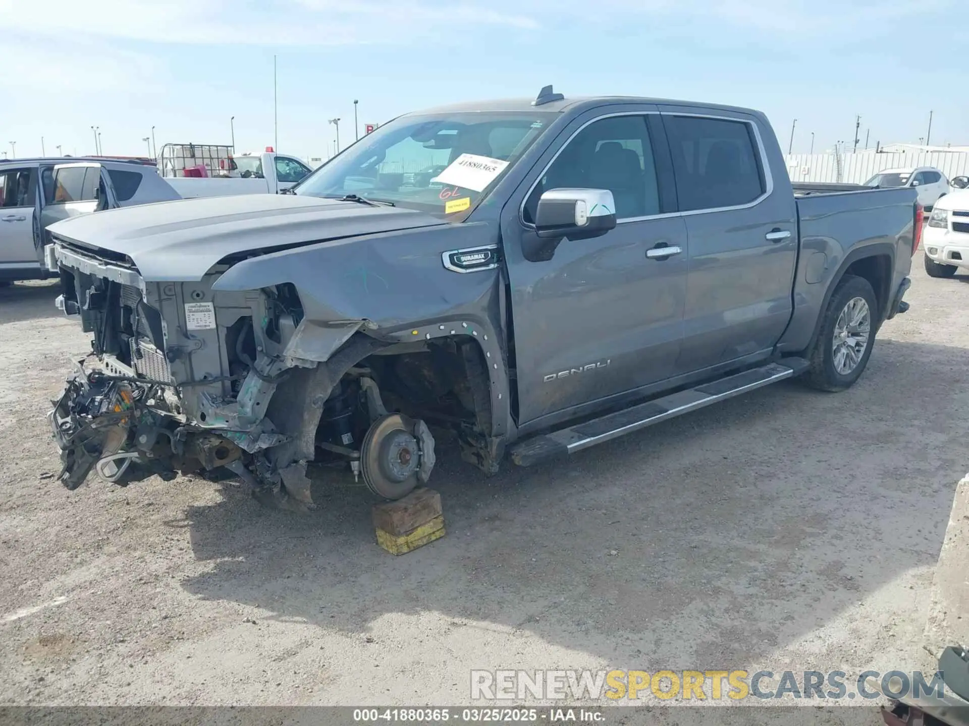 2 Photograph of a damaged car 3GTU9FETXMG382438 GMC SIERRA 1500 2021