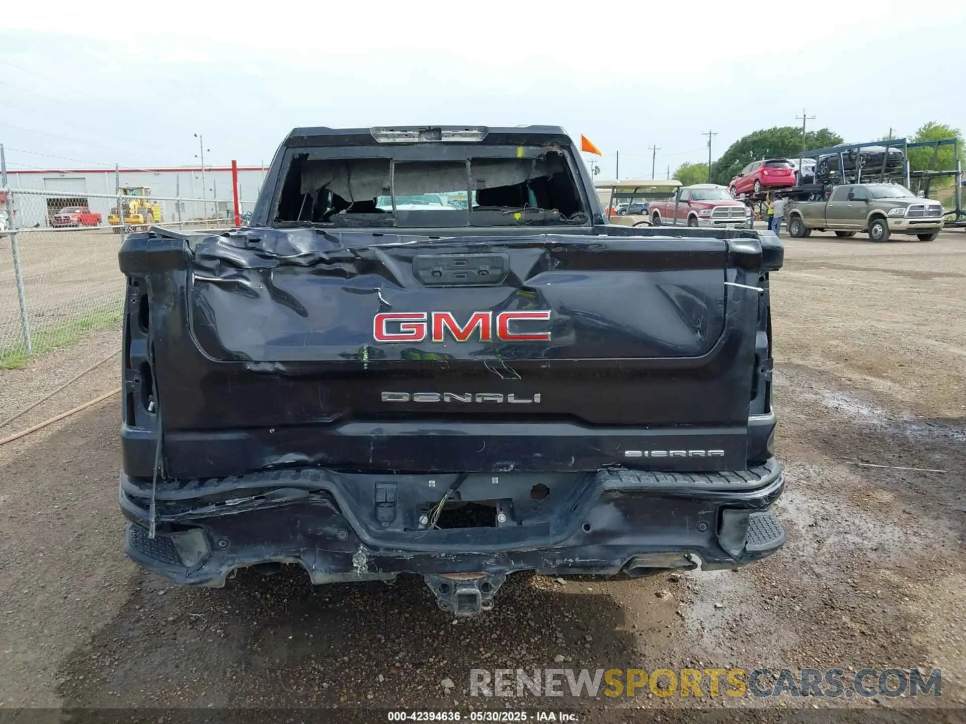 15 Photograph of a damaged car 1GTPHGED5NZ627386 GMC SIERRA 1500 2022