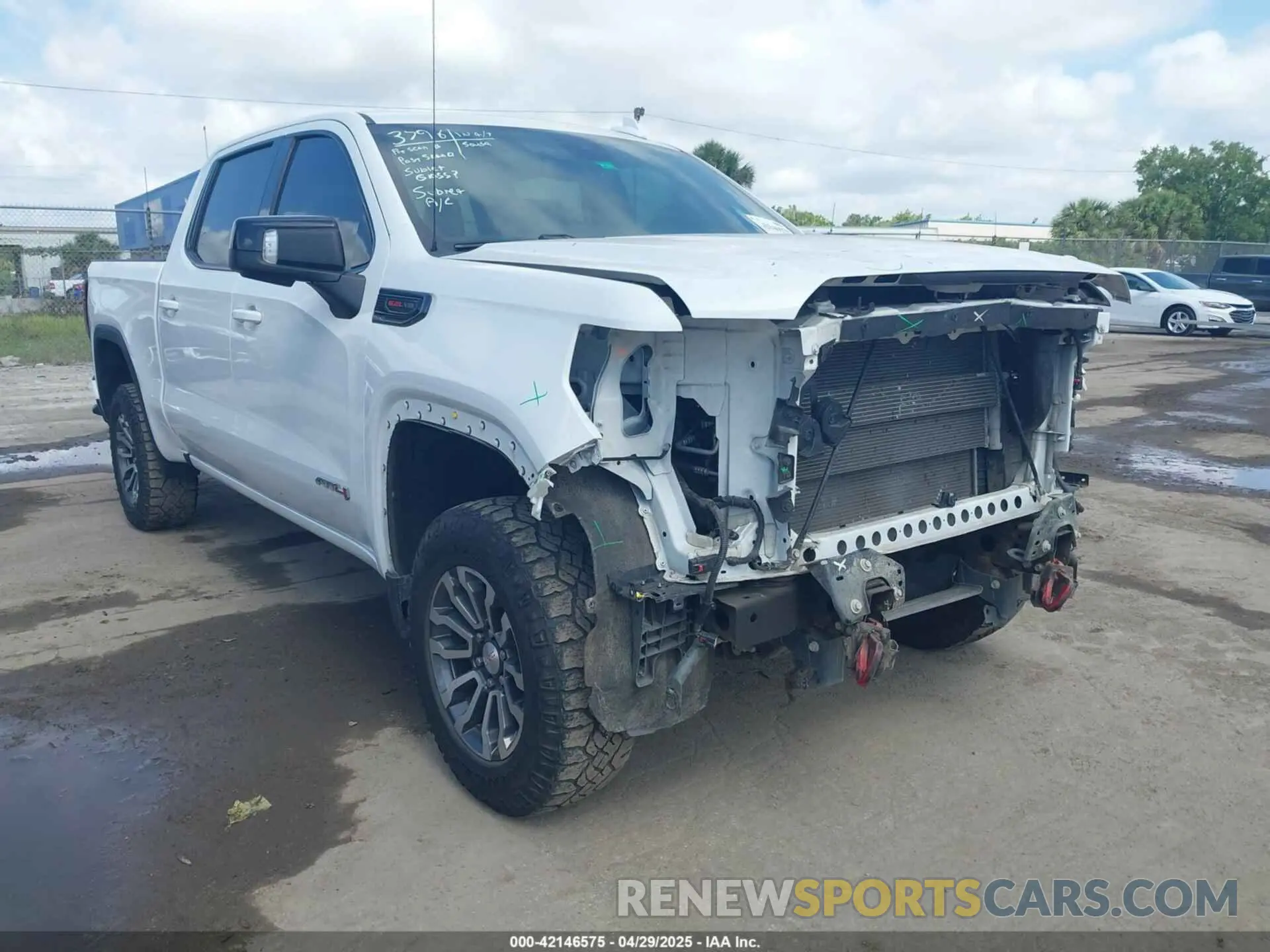 1 Photograph of a damaged car 1GTPUEEL2NZ523557 GMC SIERRA 1500 2022