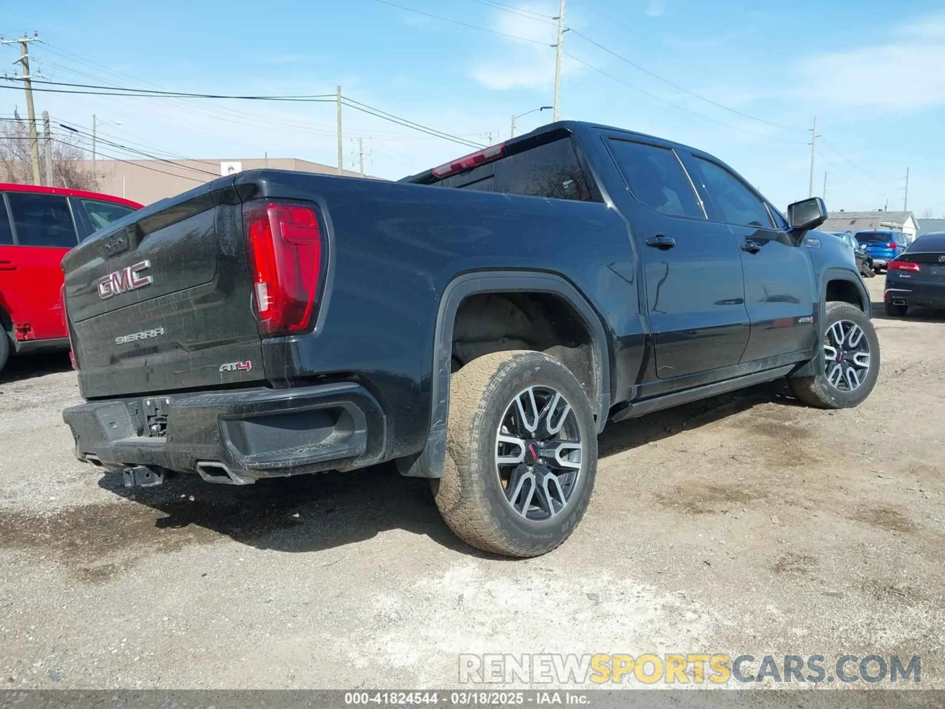 4 Photograph of a damaged car 1GTPUEEL9NZ638687 GMC SIERRA 1500 2022