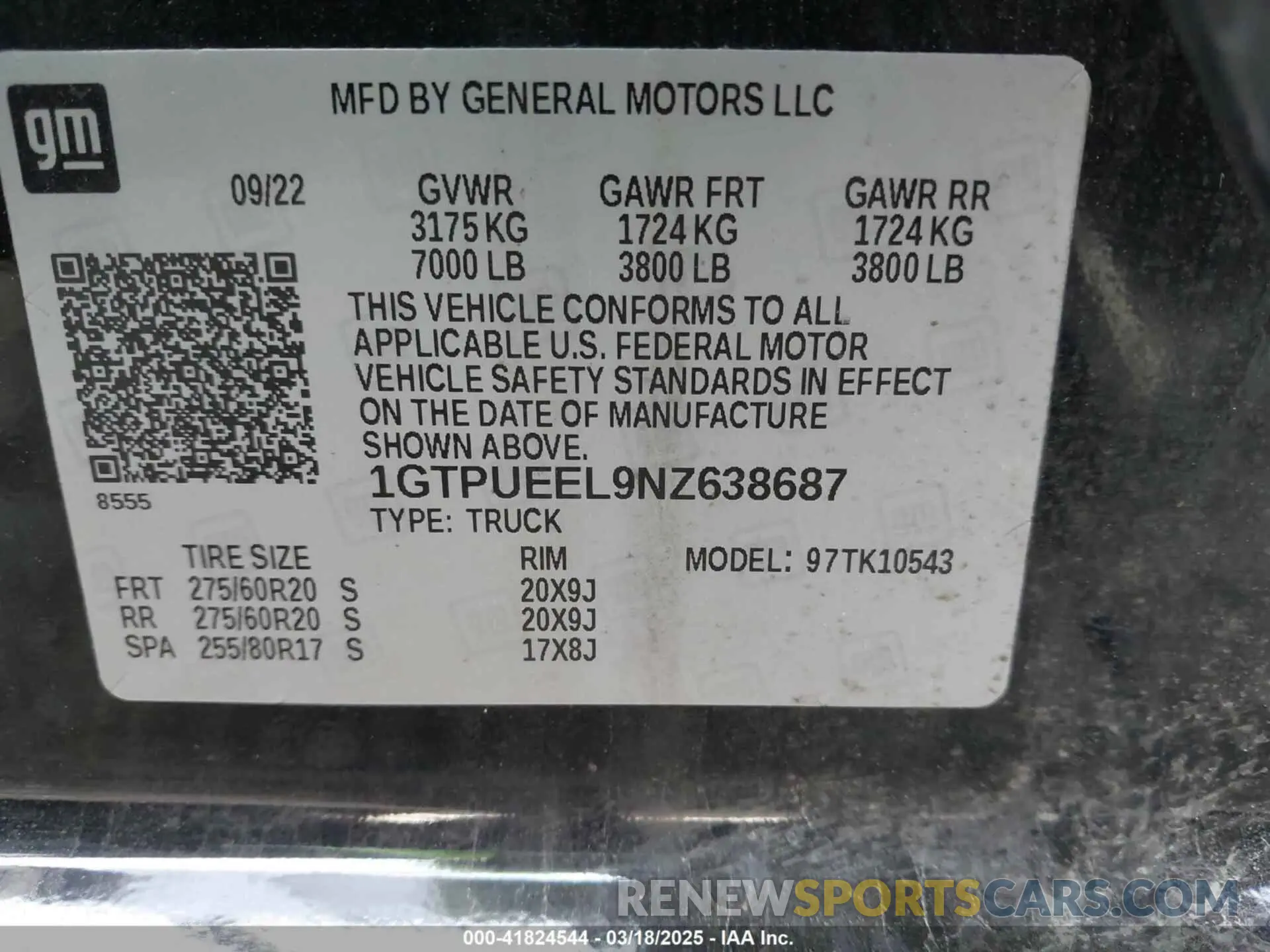 9 Photograph of a damaged car 1GTPUEEL9NZ638687 GMC SIERRA 1500 2022