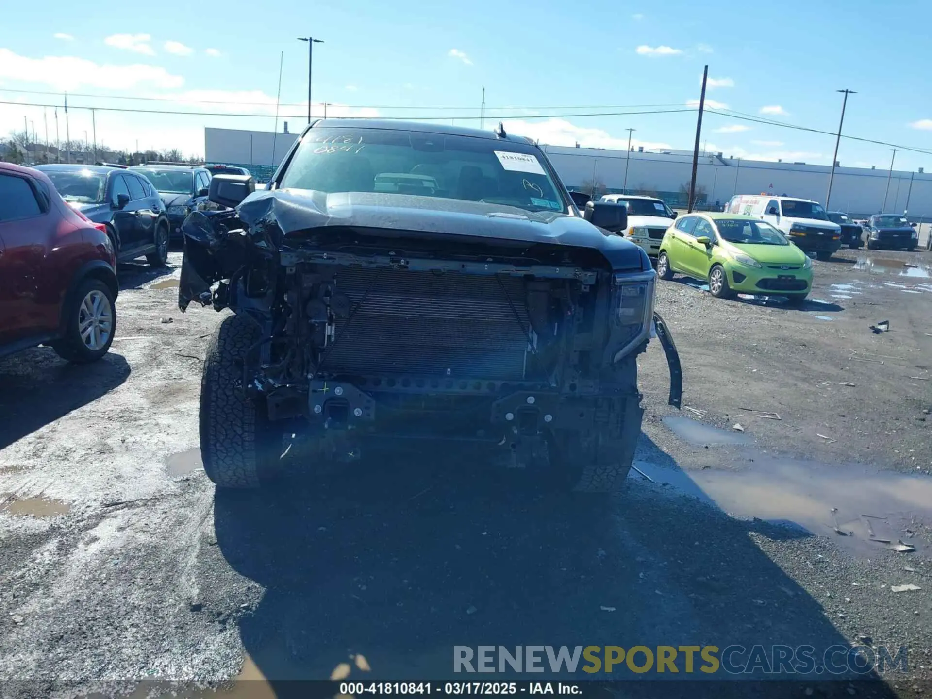 12 Photograph of a damaged car 1GTRUCEDXNZ513462 GMC SIERRA 1500 2022