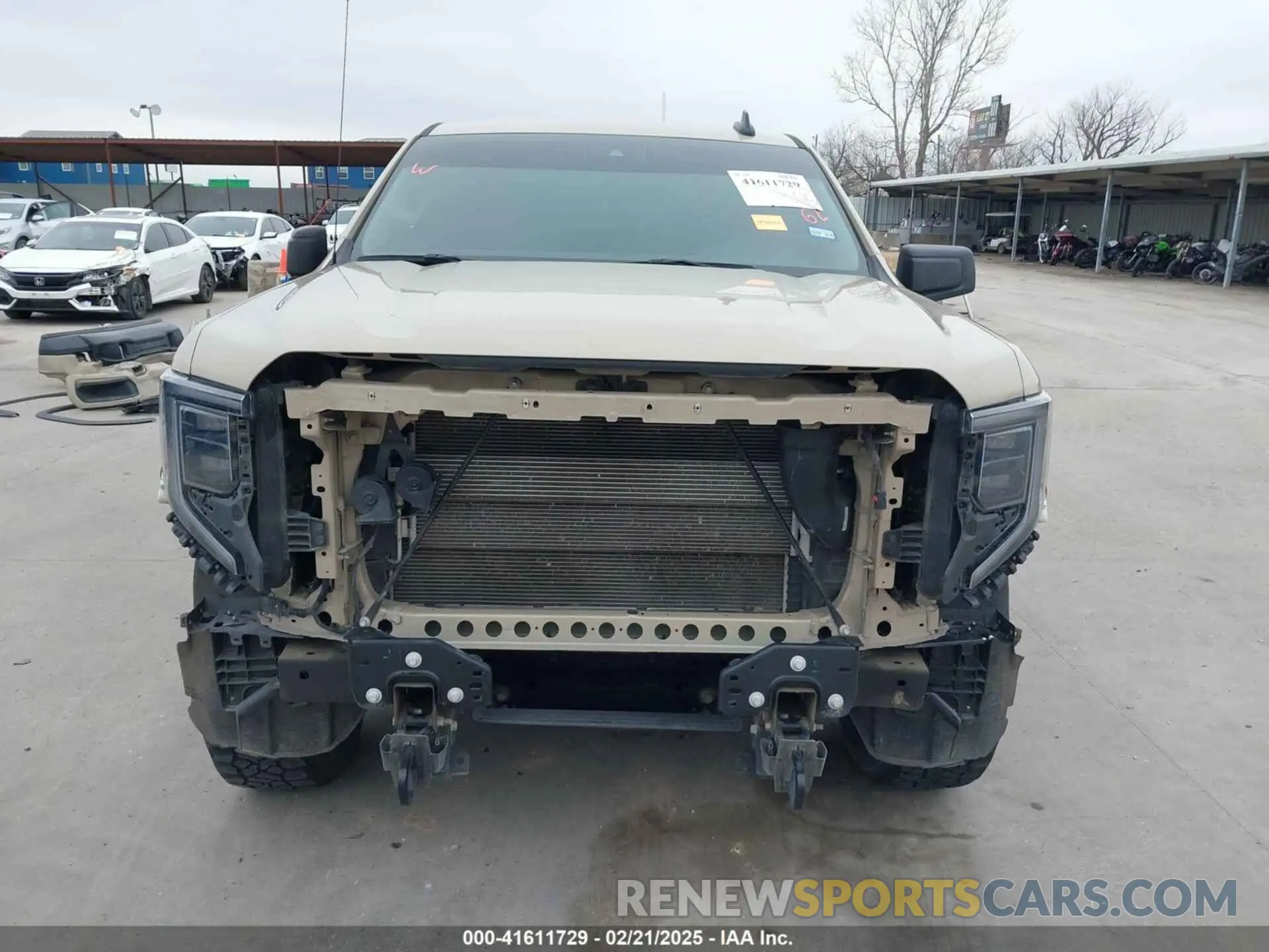 13 Photograph of a damaged car 1GTUUCED5NZ604780 GMC SIERRA 1500 2022