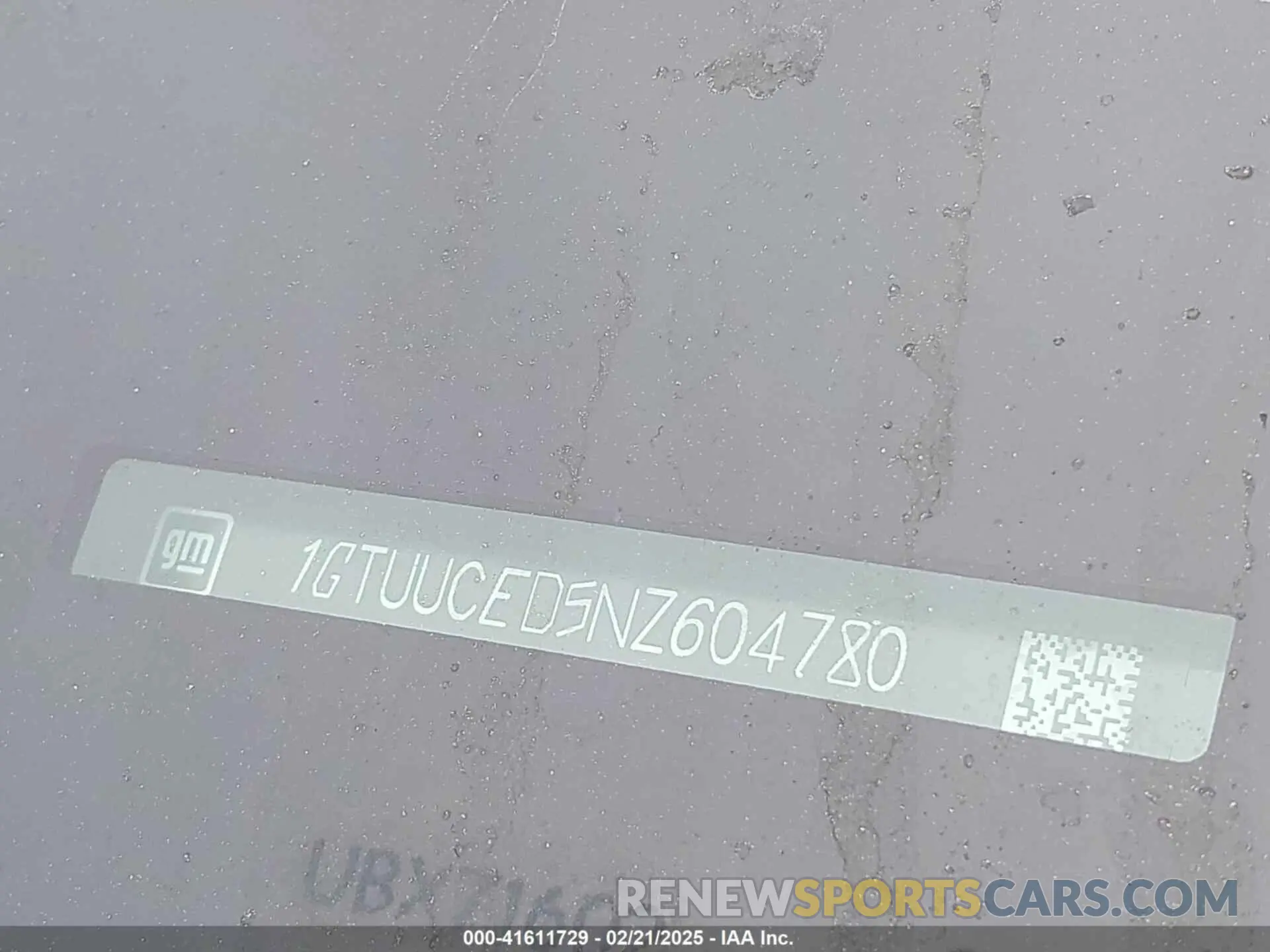 18 Photograph of a damaged car 1GTUUCED5NZ604780 GMC SIERRA 1500 2022