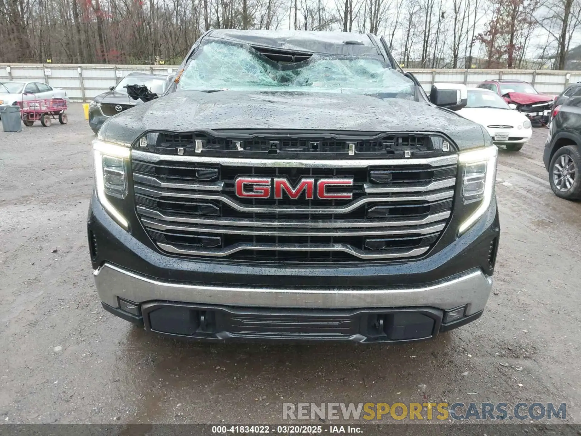 12 Photograph of a damaged car 1GTUUDED5NZ622976 GMC SIERRA 1500 2022