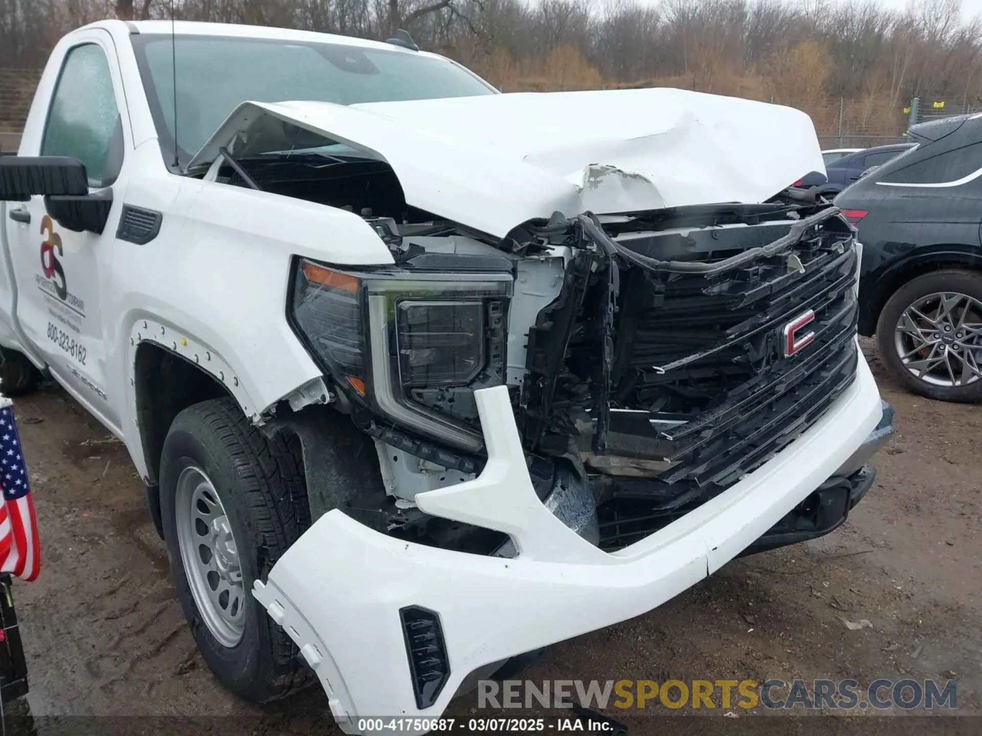 17 Photograph of a damaged car 3GTNHAEK2NG604974 GMC SIERRA 1500 2022