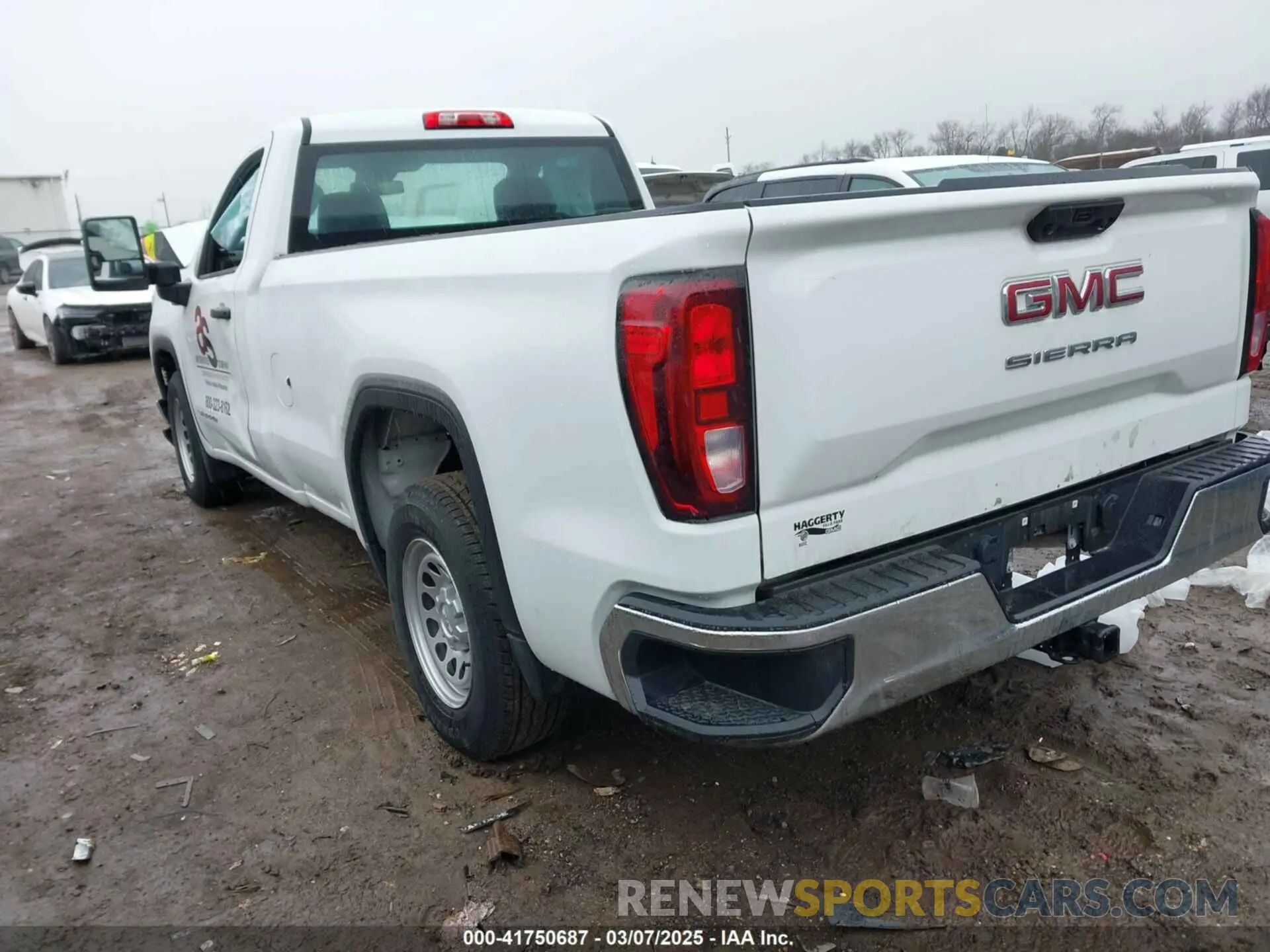 3 Photograph of a damaged car 3GTNHAEK2NG604974 GMC SIERRA 1500 2022