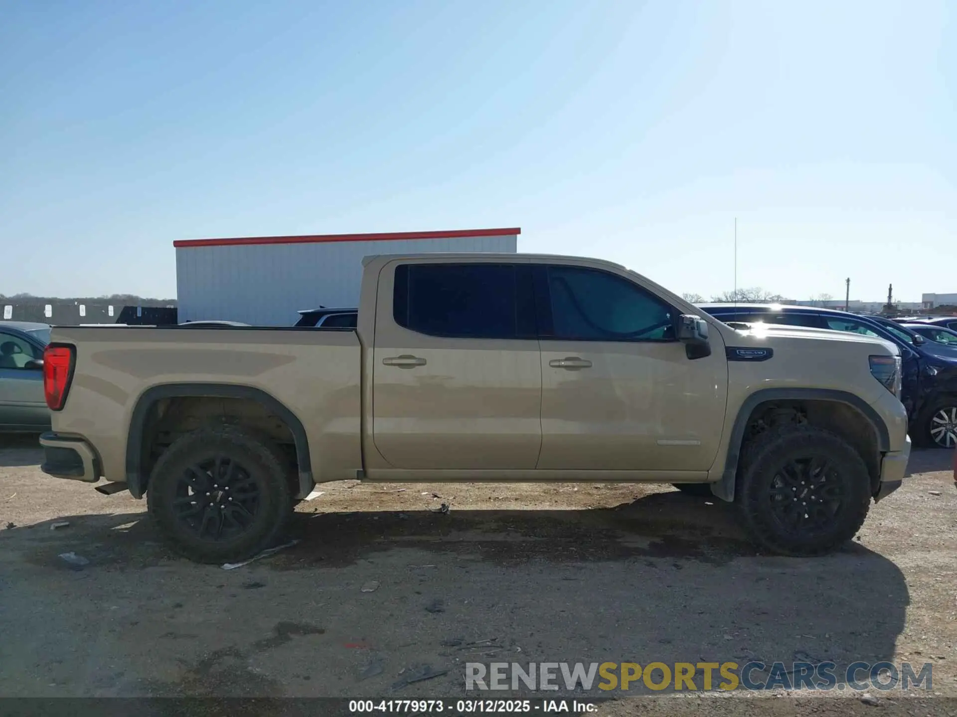 13 Photograph of a damaged car 3GTPHCED7NG634395 GMC SIERRA 1500 2022