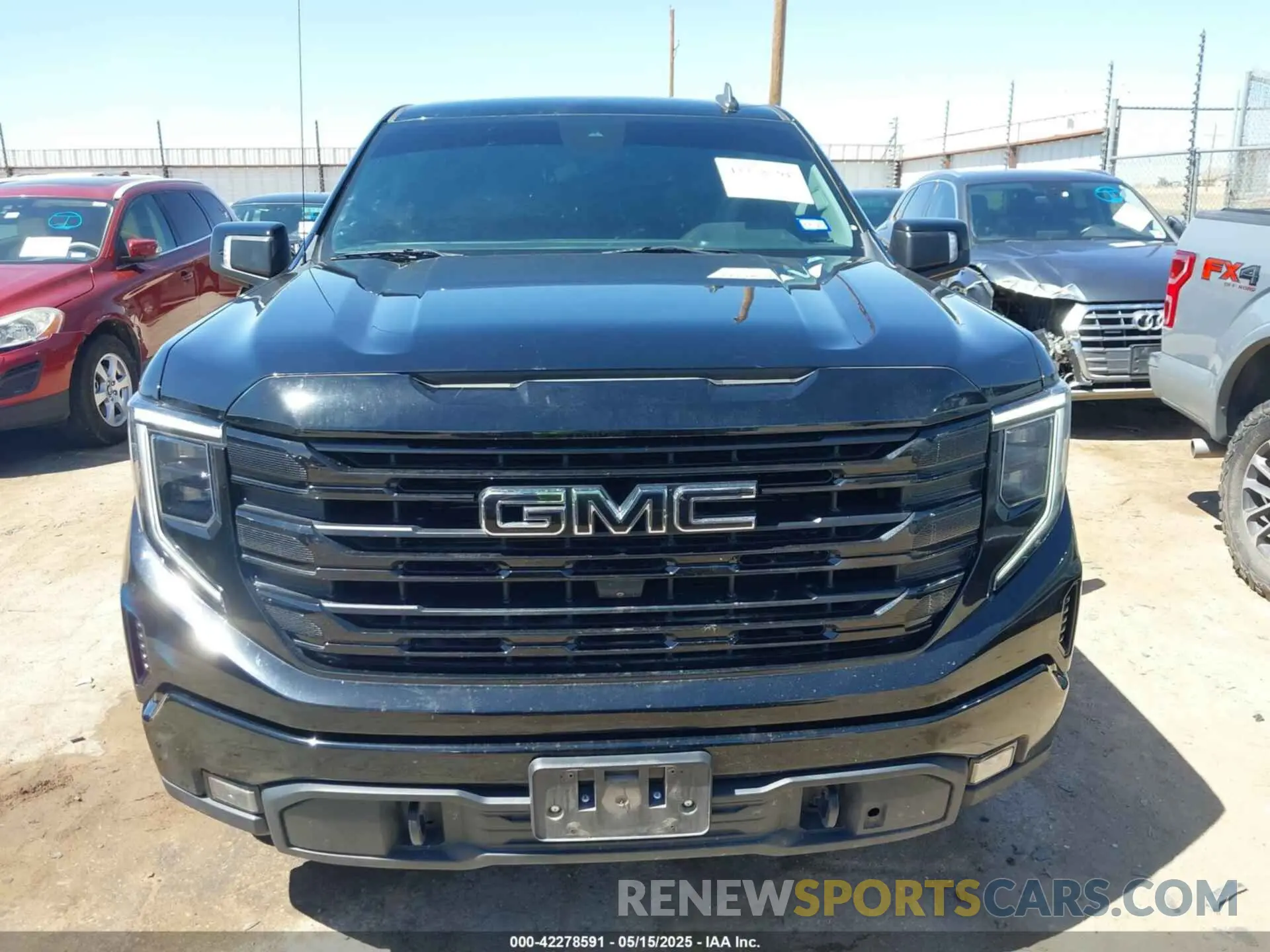 12 Photograph of a damaged car 3GTPHCEDXNG525803 GMC SIERRA 1500 2022