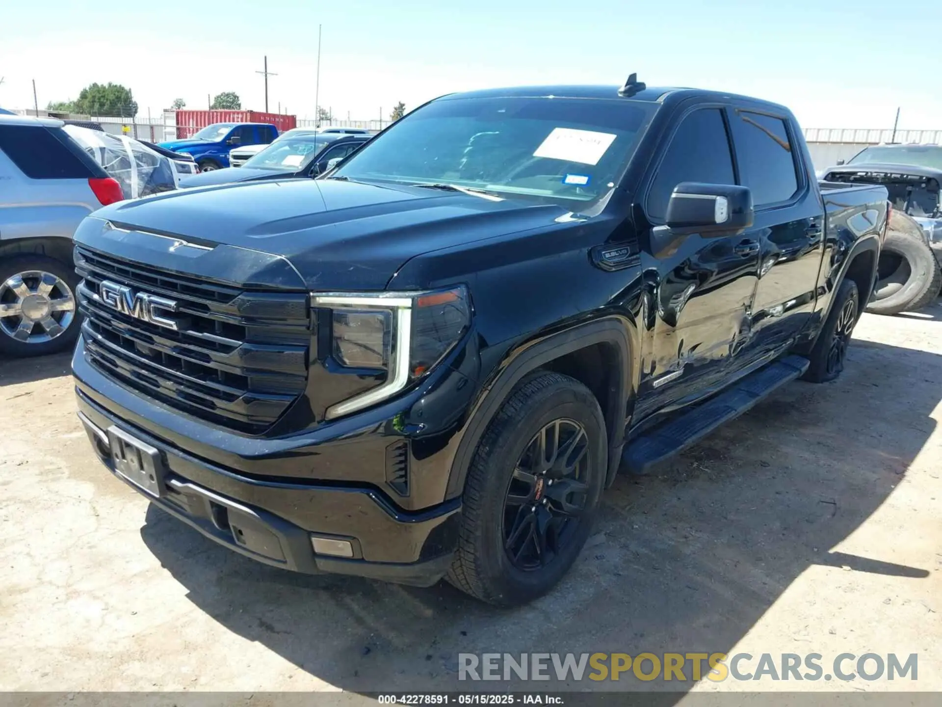 2 Photograph of a damaged car 3GTPHCEDXNG525803 GMC SIERRA 1500 2022