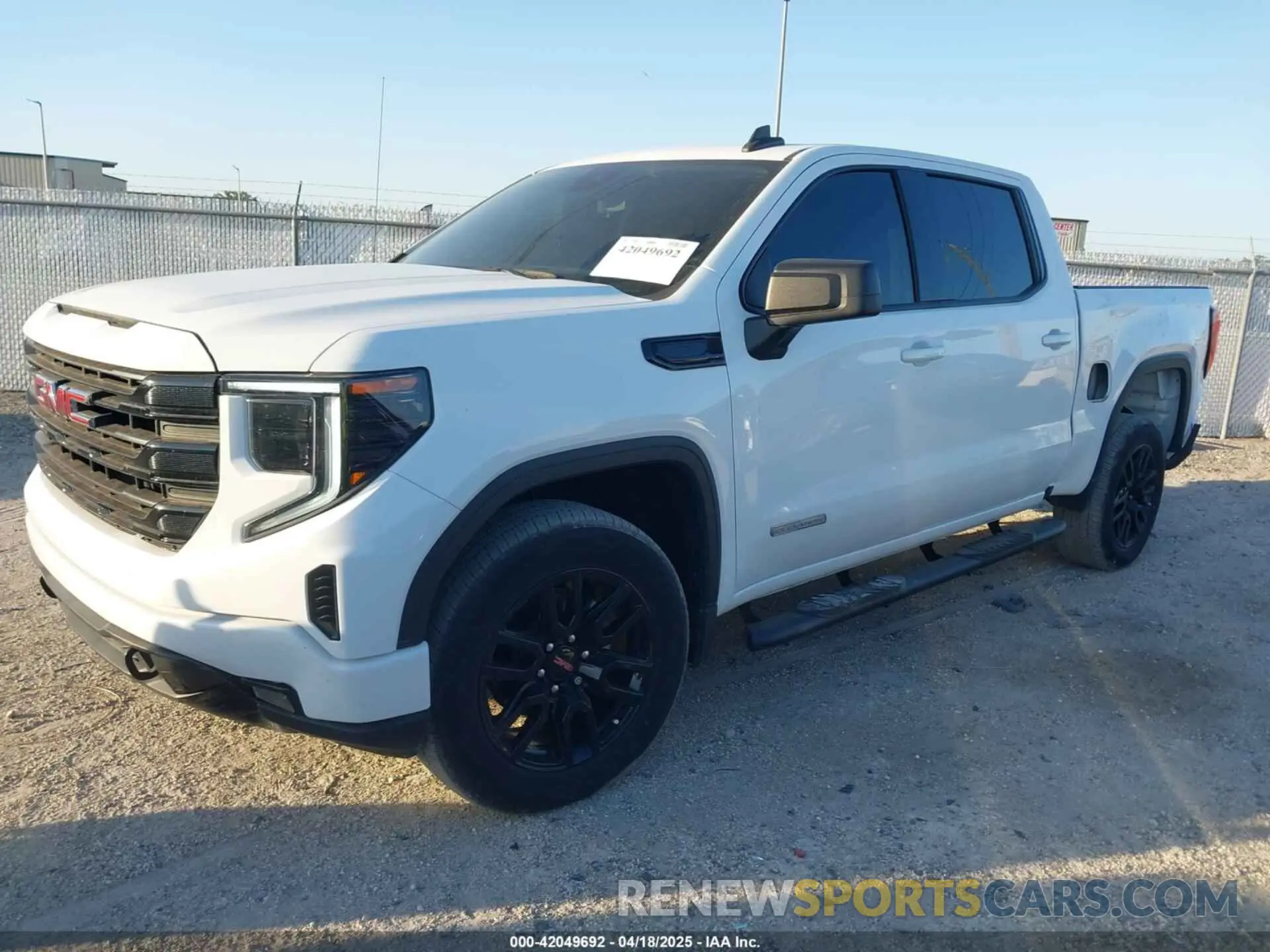 2 Photograph of a damaged car 3GTPHCEK6NG615092 GMC SIERRA 1500 2022