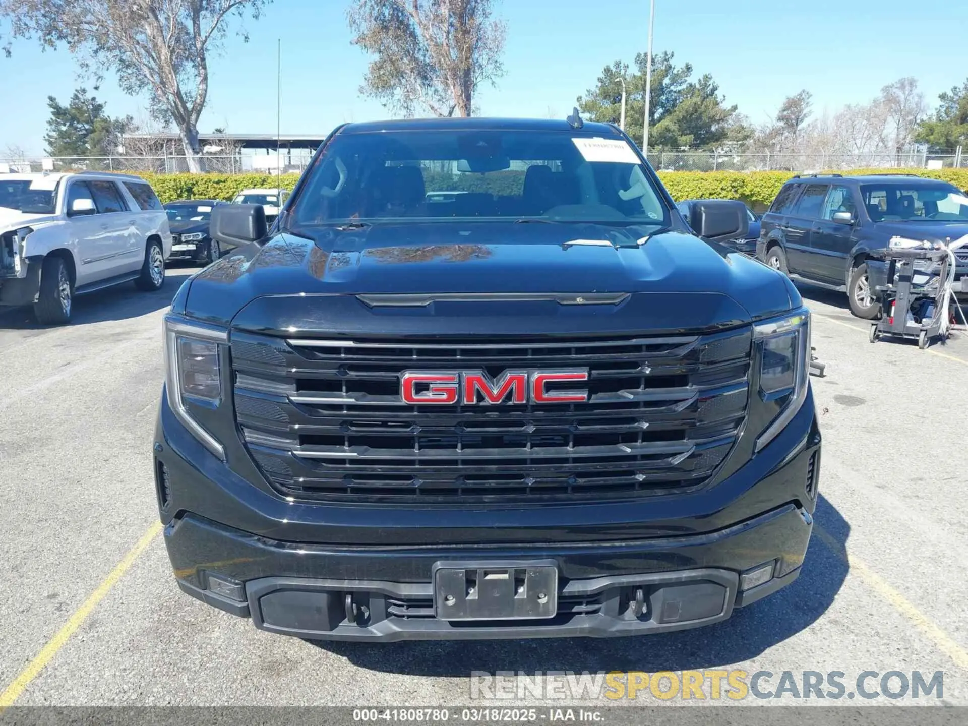 12 Photograph of a damaged car 3GTPHCEK9NG621923 GMC SIERRA 1500 2022