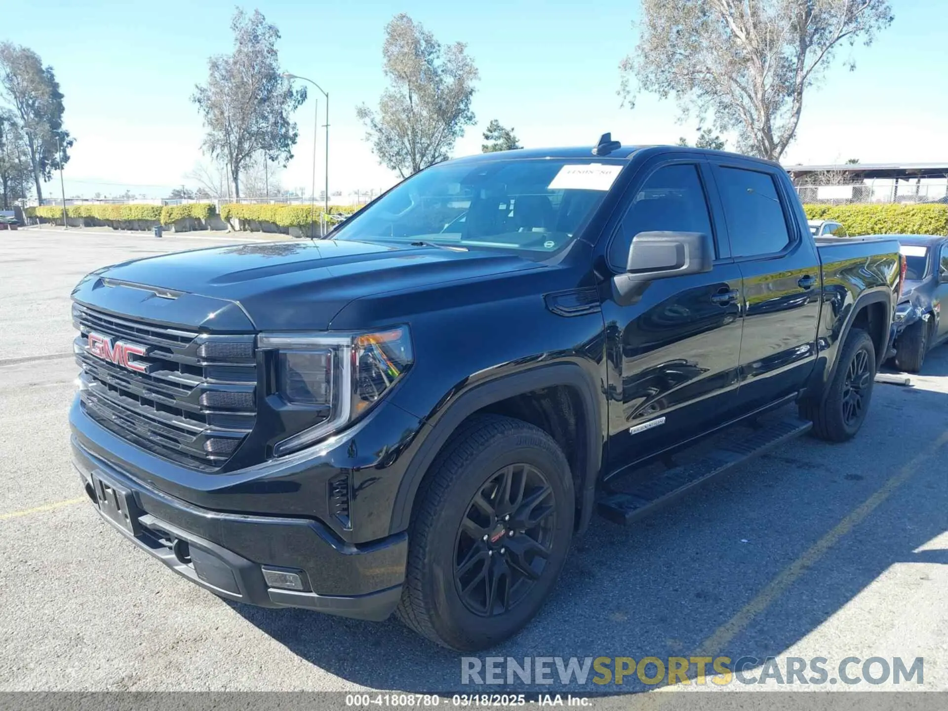 2 Photograph of a damaged car 3GTPHCEK9NG621923 GMC SIERRA 1500 2022